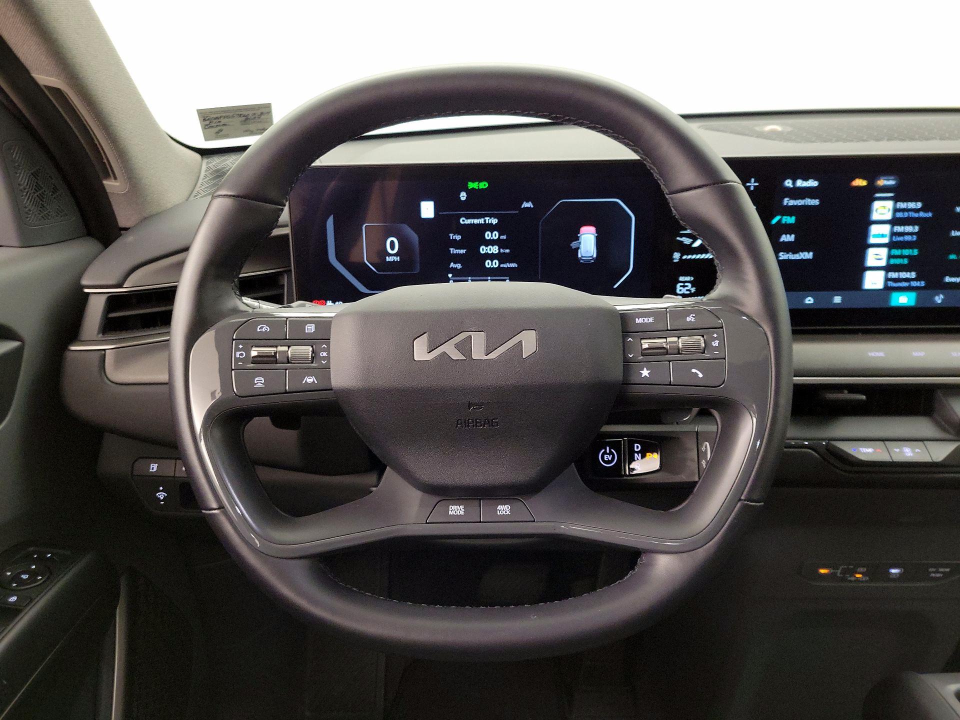 Thumbnail: 2024 Kia EV9 - 10