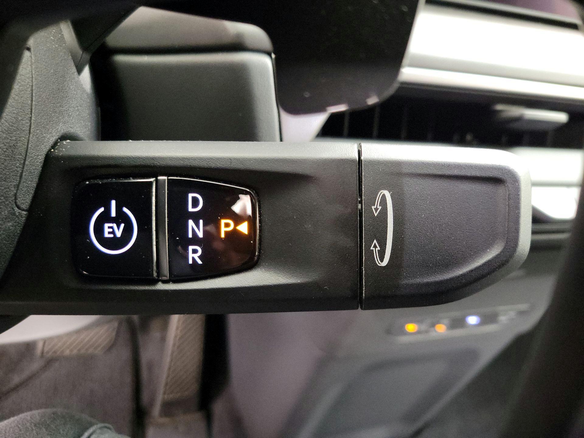 Thumbnail: 2024 Kia EV9 - 18