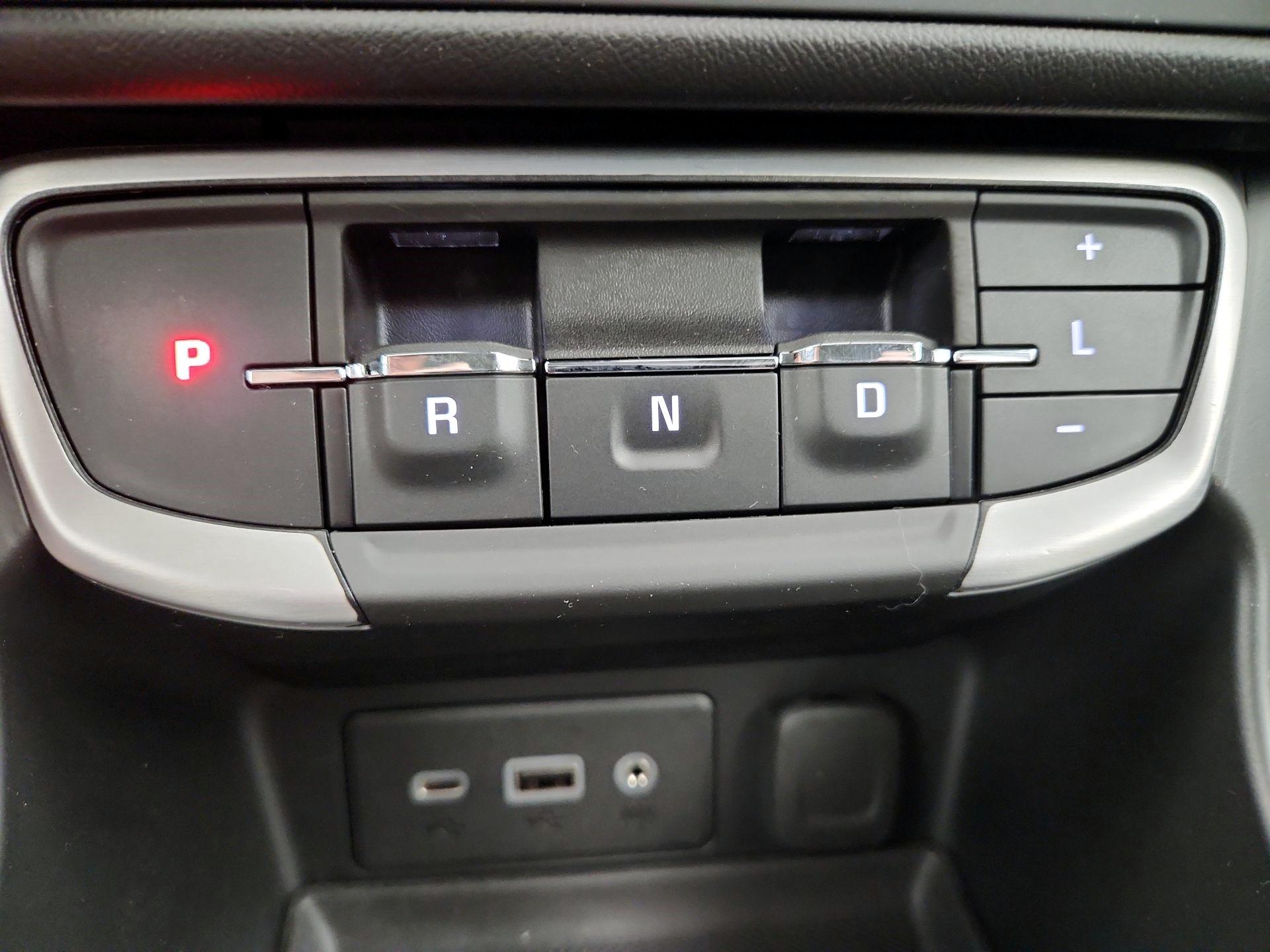 Thumbnail: 2023 GMC Terrain - 17