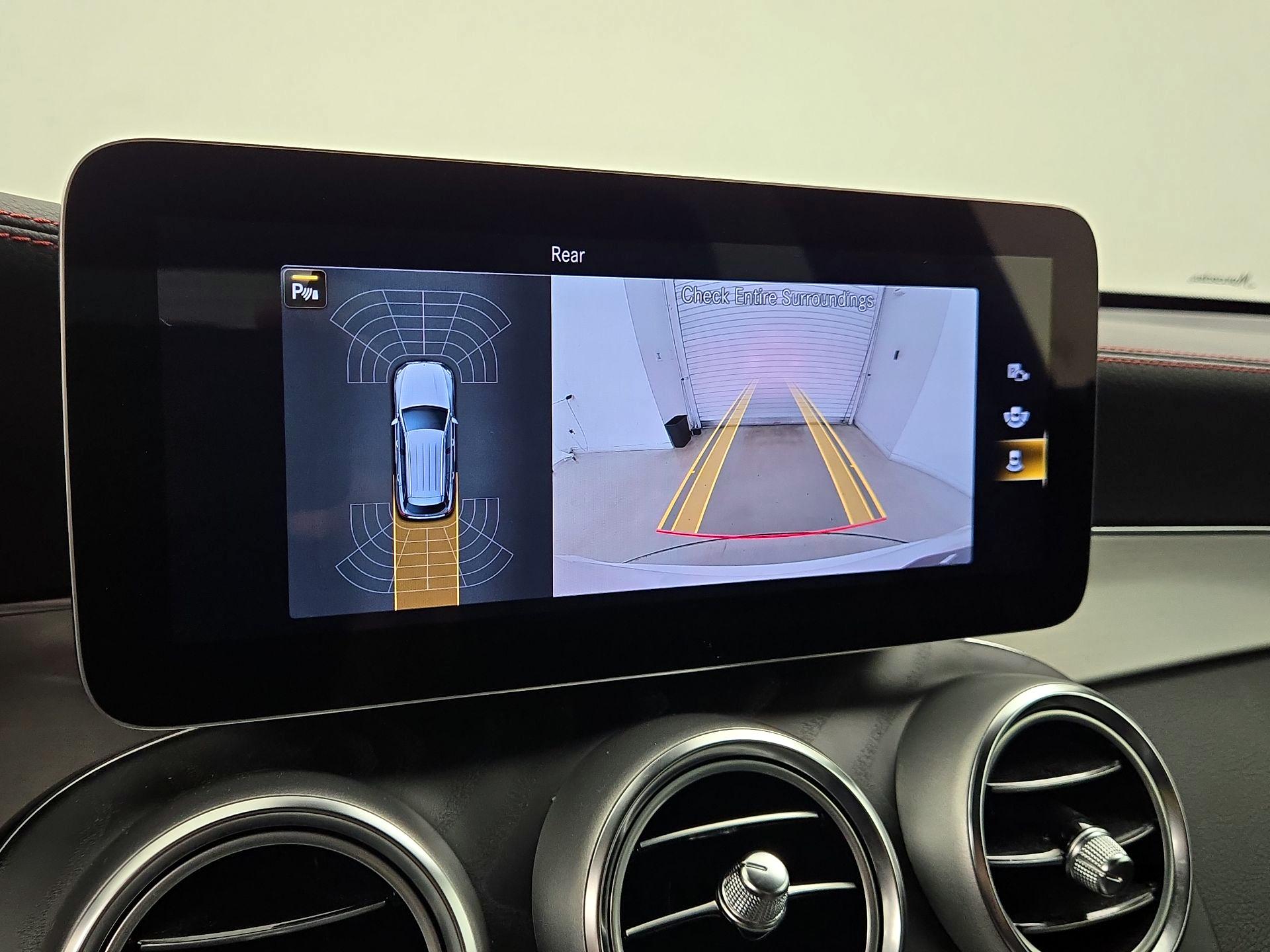 Thumbnail: 2022 Mercedes-Benz GLC - 14