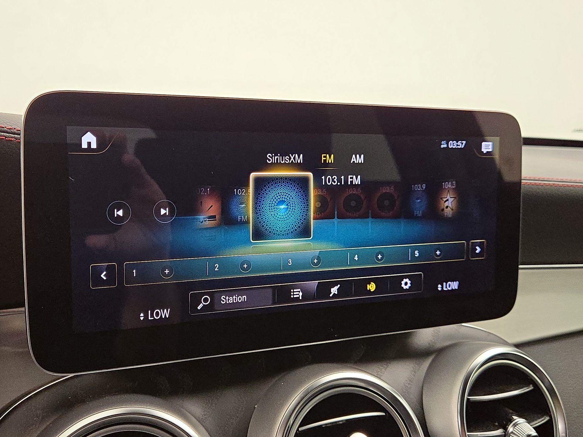 Thumbnail: 2022 Mercedes-Benz GLC - 15