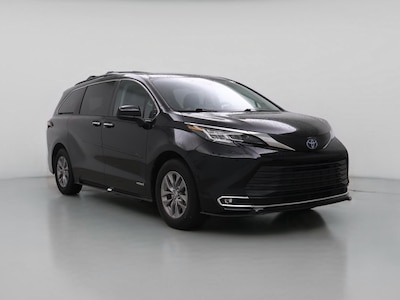 Black 2021 Toyota Sienna Hybrid XLE