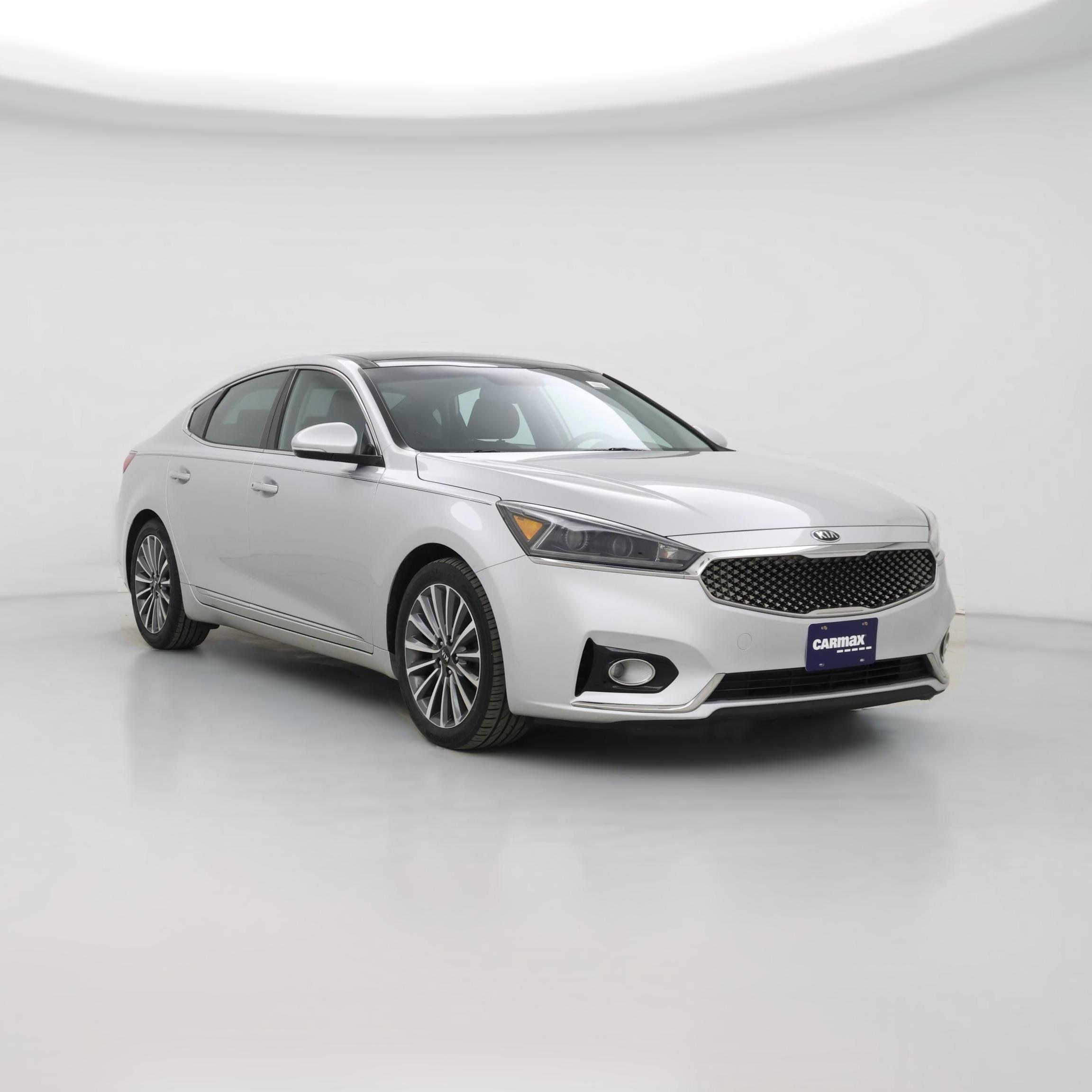 Thumbnail: 2017 Kia Cadenza - 1