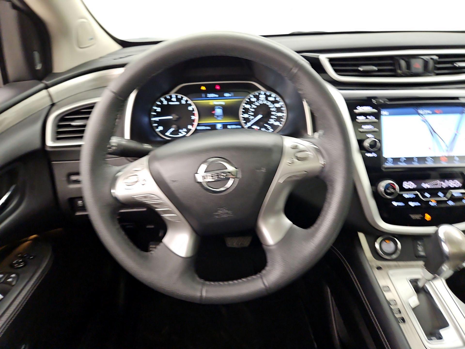 Thumbnail: 2015 Nissan Murano - 10