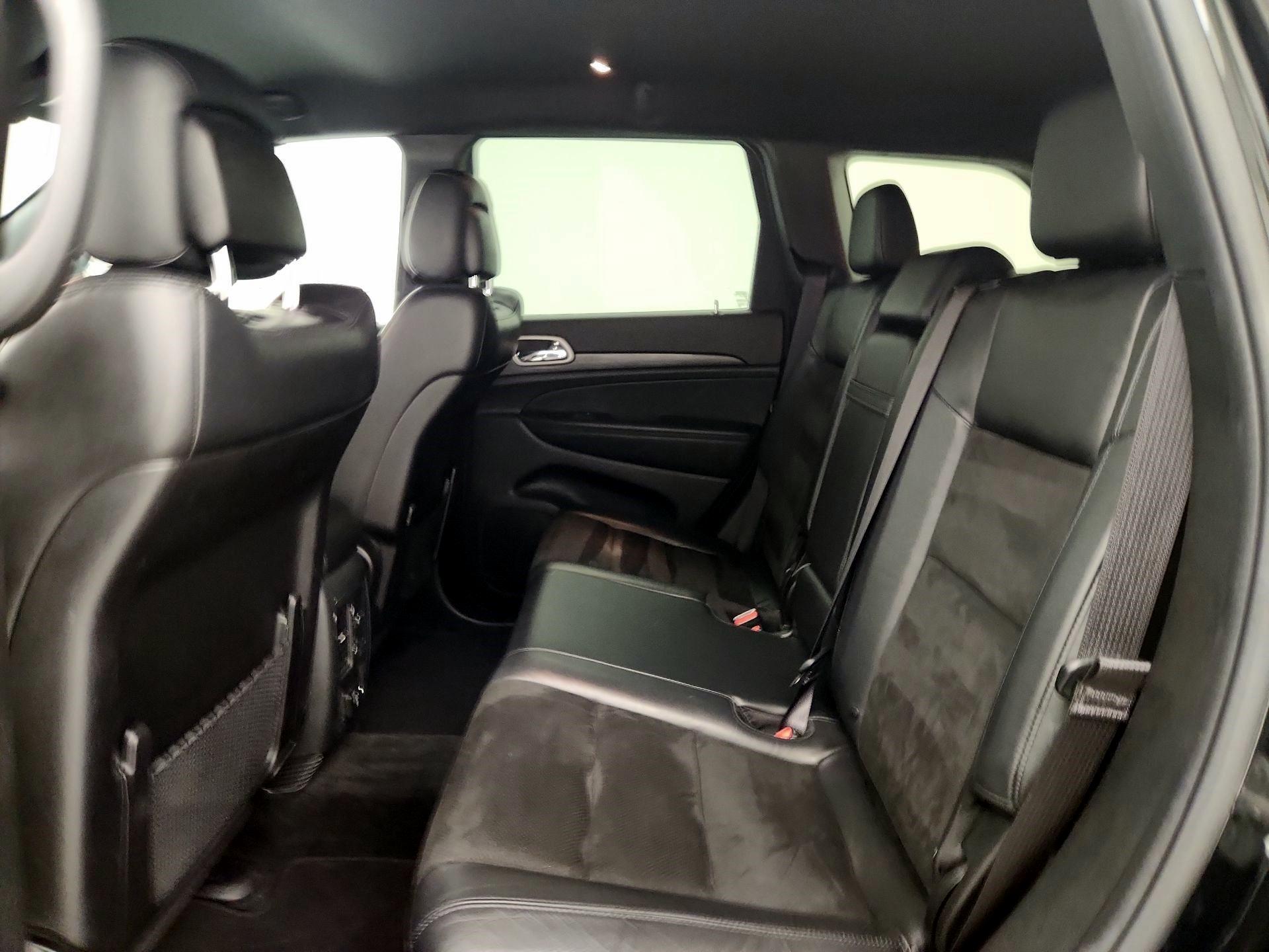 Thumbnail: 2021 Jeep Grand Cherokee - 20