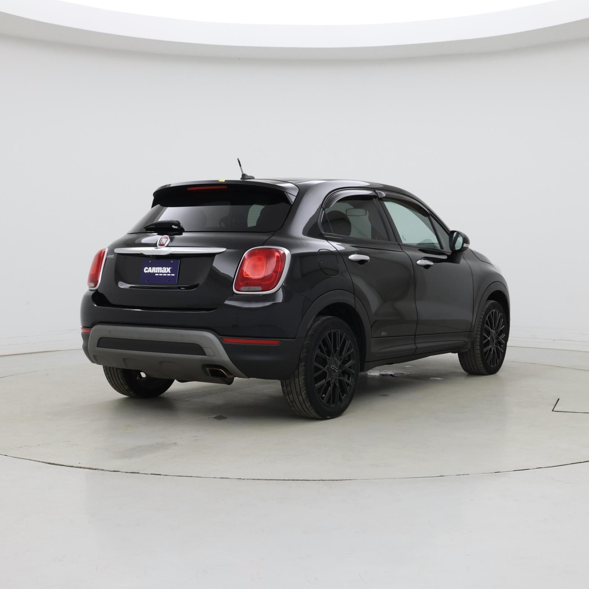 Thumbnail: 2016 Fiat 500X - 8