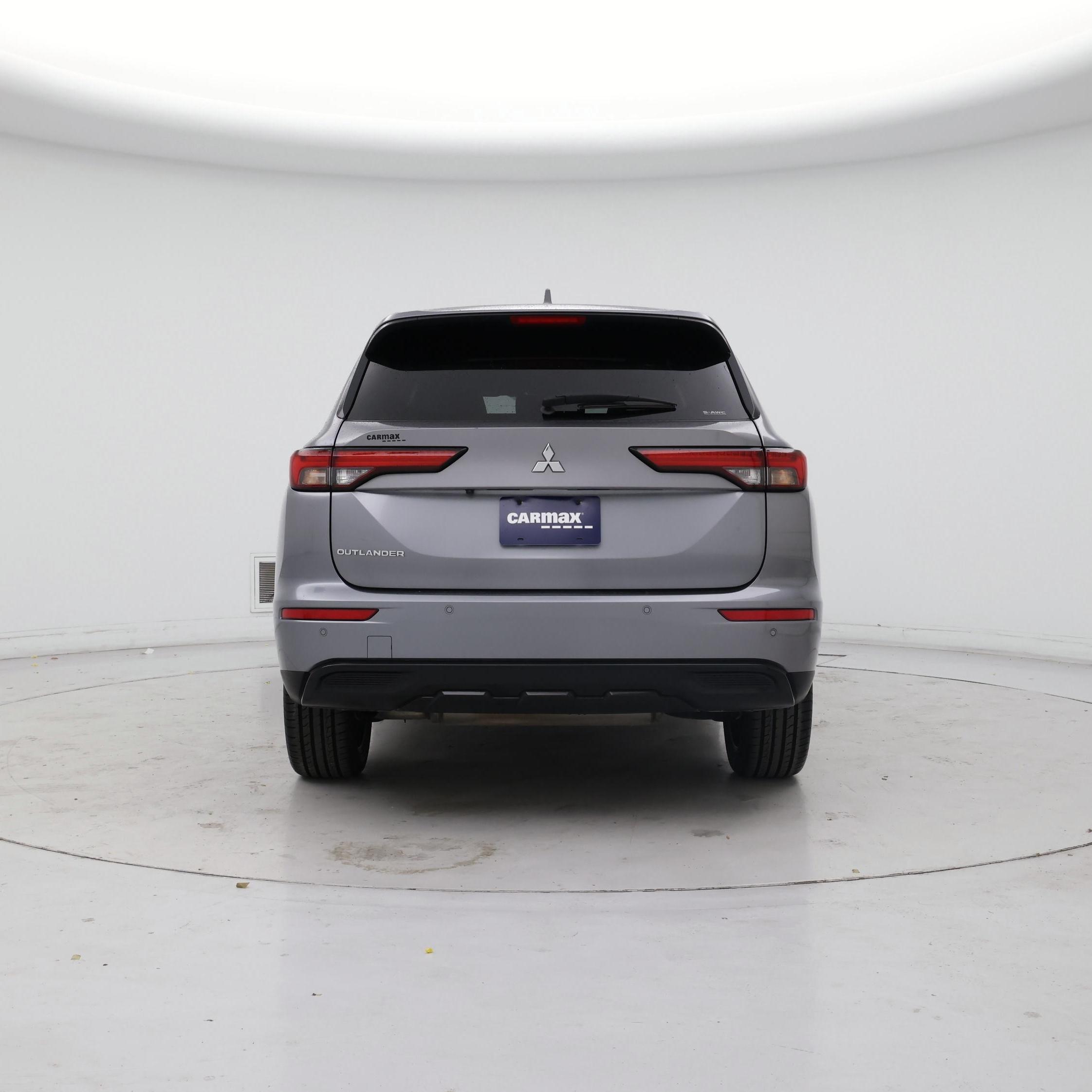 Thumbnail: 2022 Mitsubishi Outlander - 6