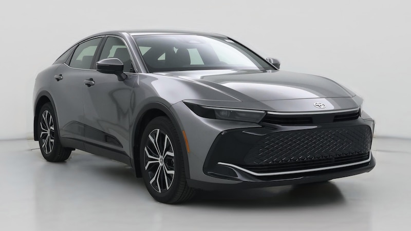 2023 Toyota Crown XLE Hero Image