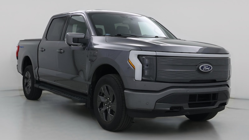 2022 Ford F-150 Lightning Lariat Hero Image