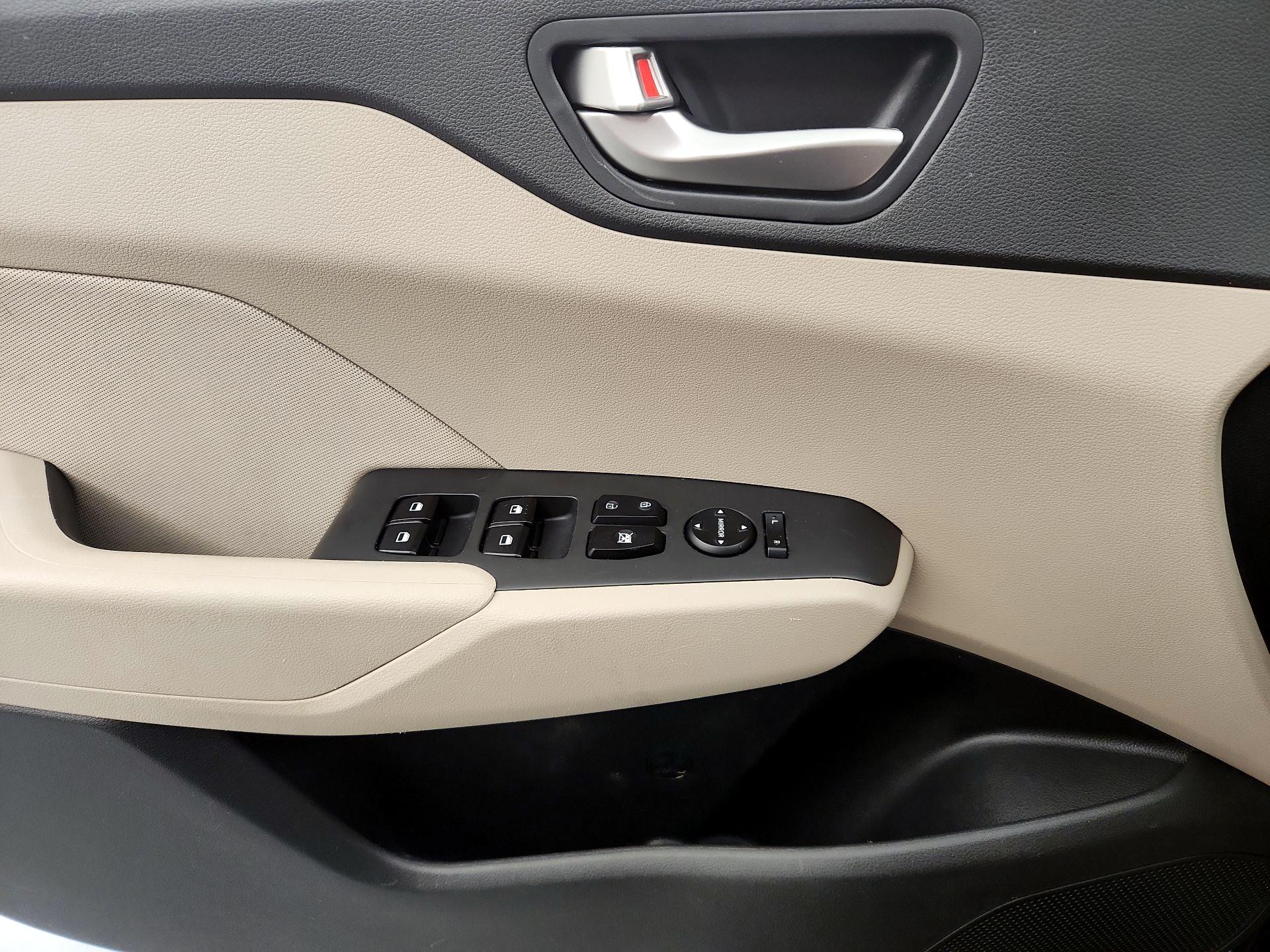 Thumbnail: 2020 Hyundai Accent - 12