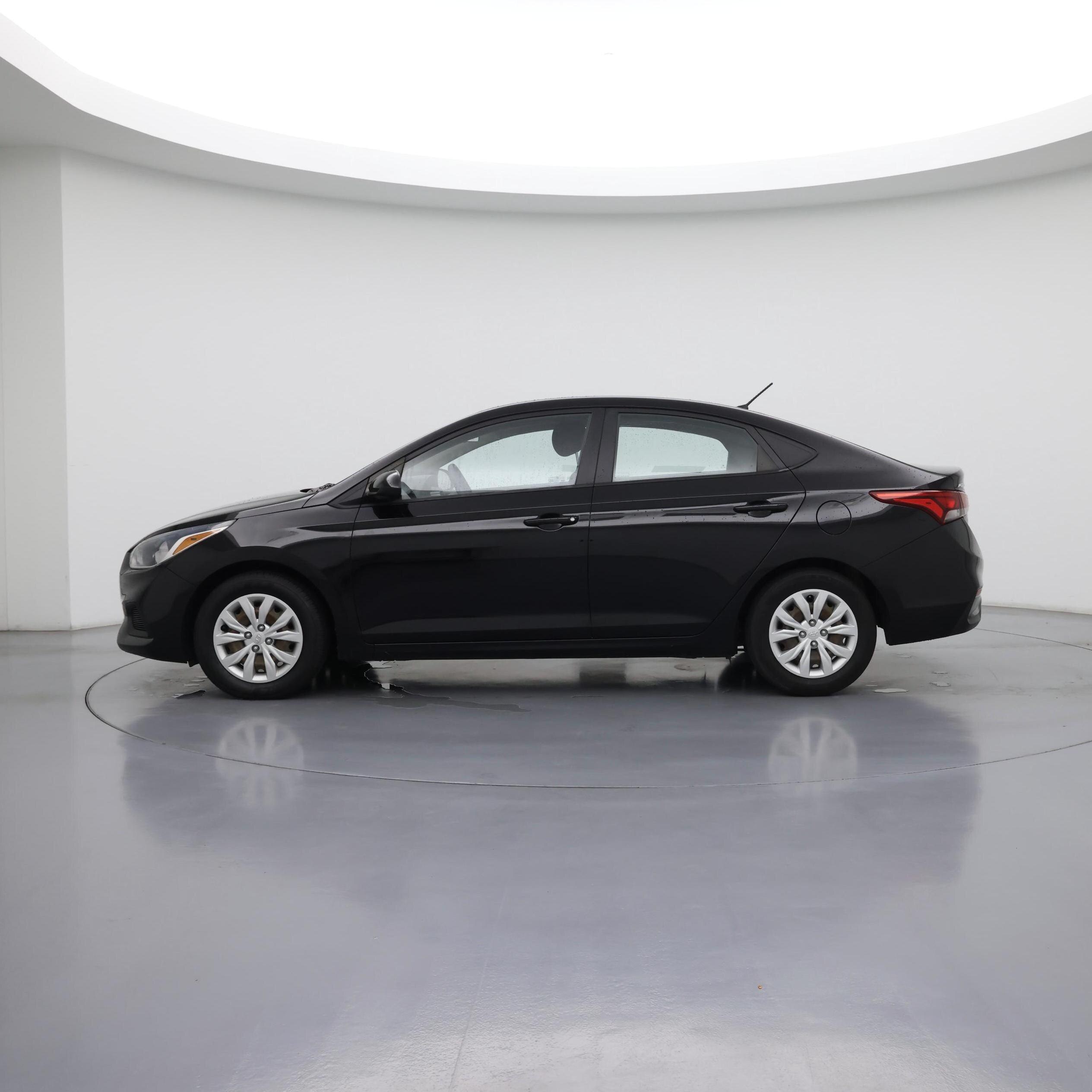 Thumbnail: 2020 Hyundai Accent - 3