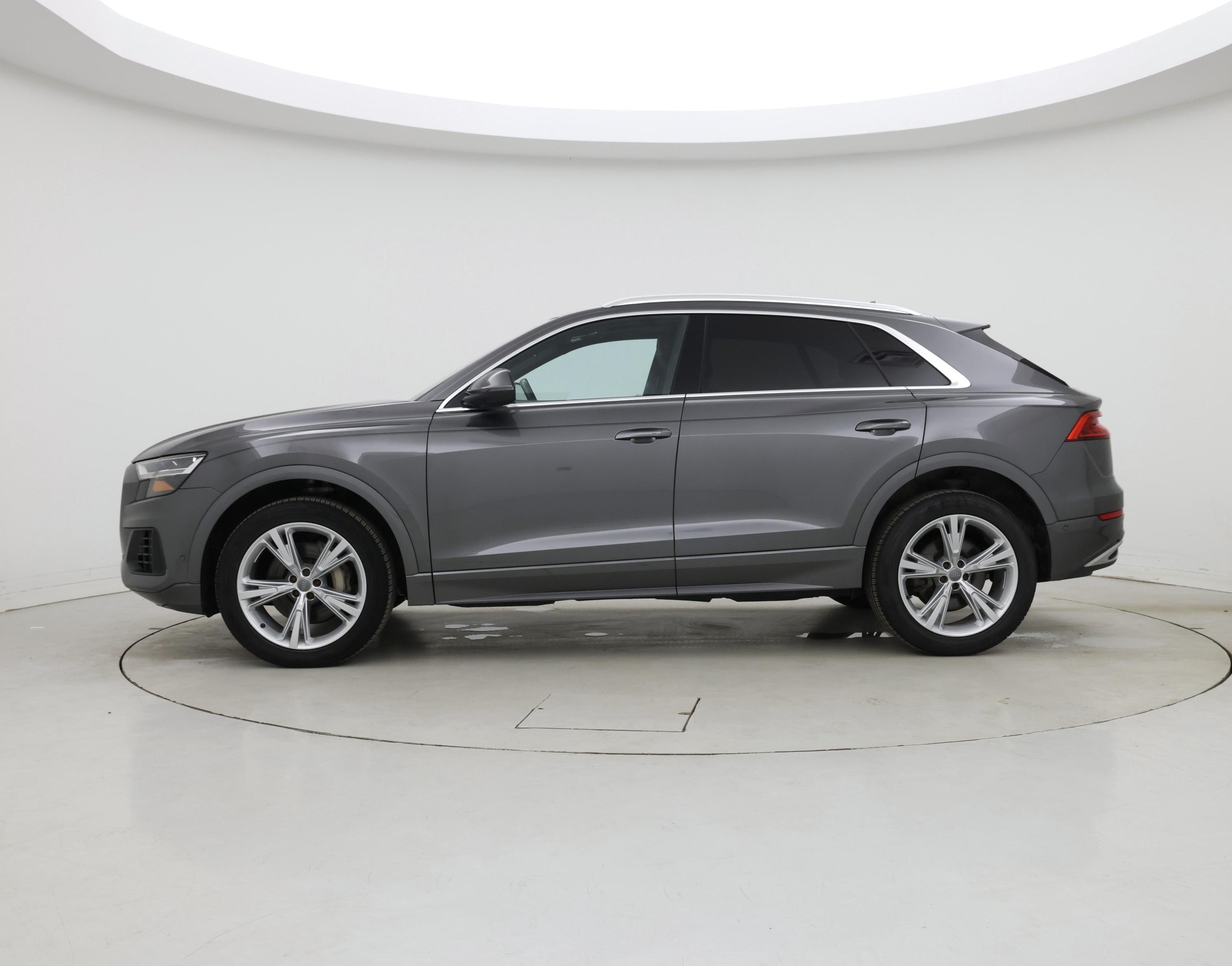 Thumbnail: 2019 Audi Q8 - 3