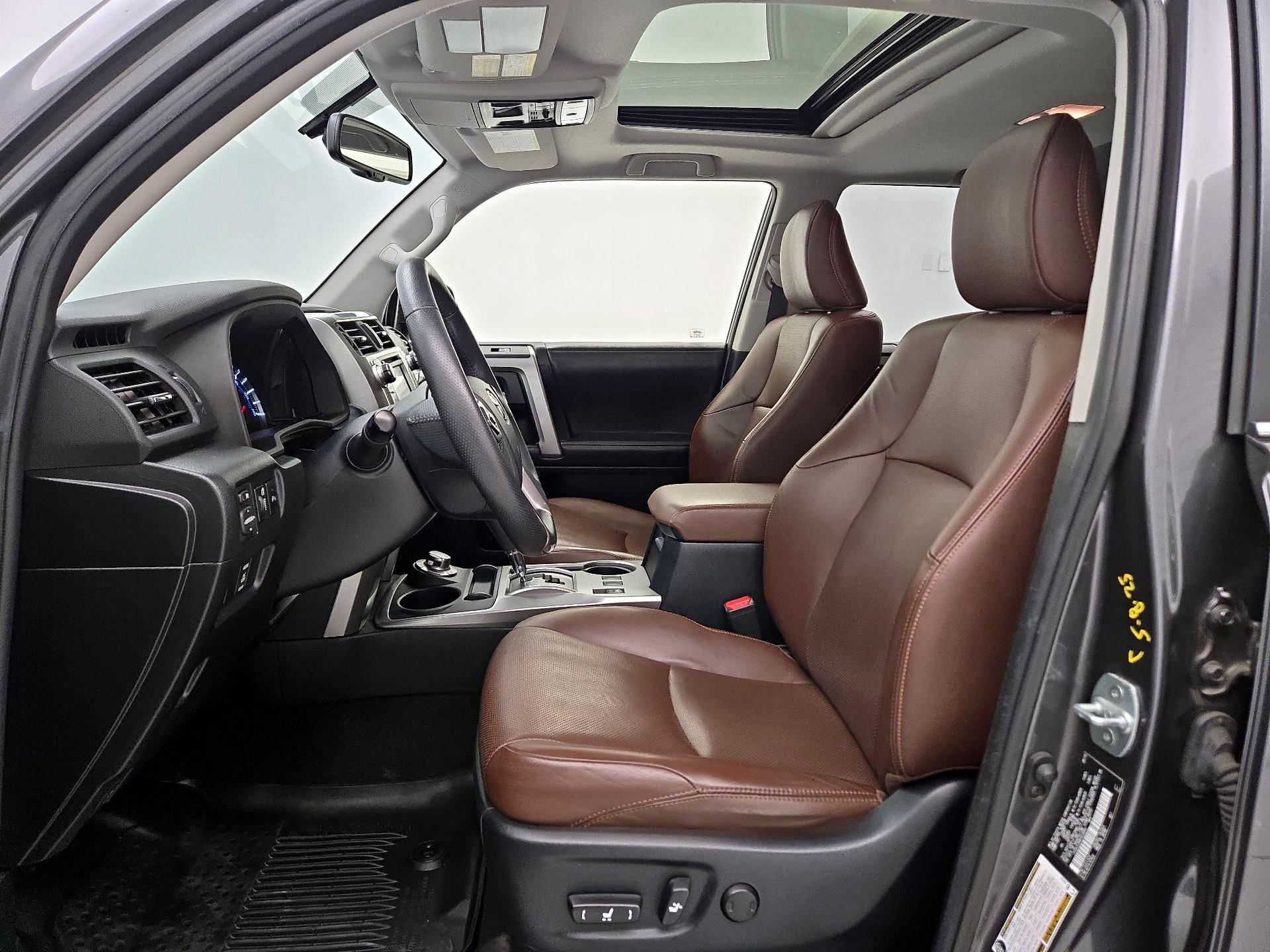 Thumbnail: 2019 Toyota 4Runner - 11