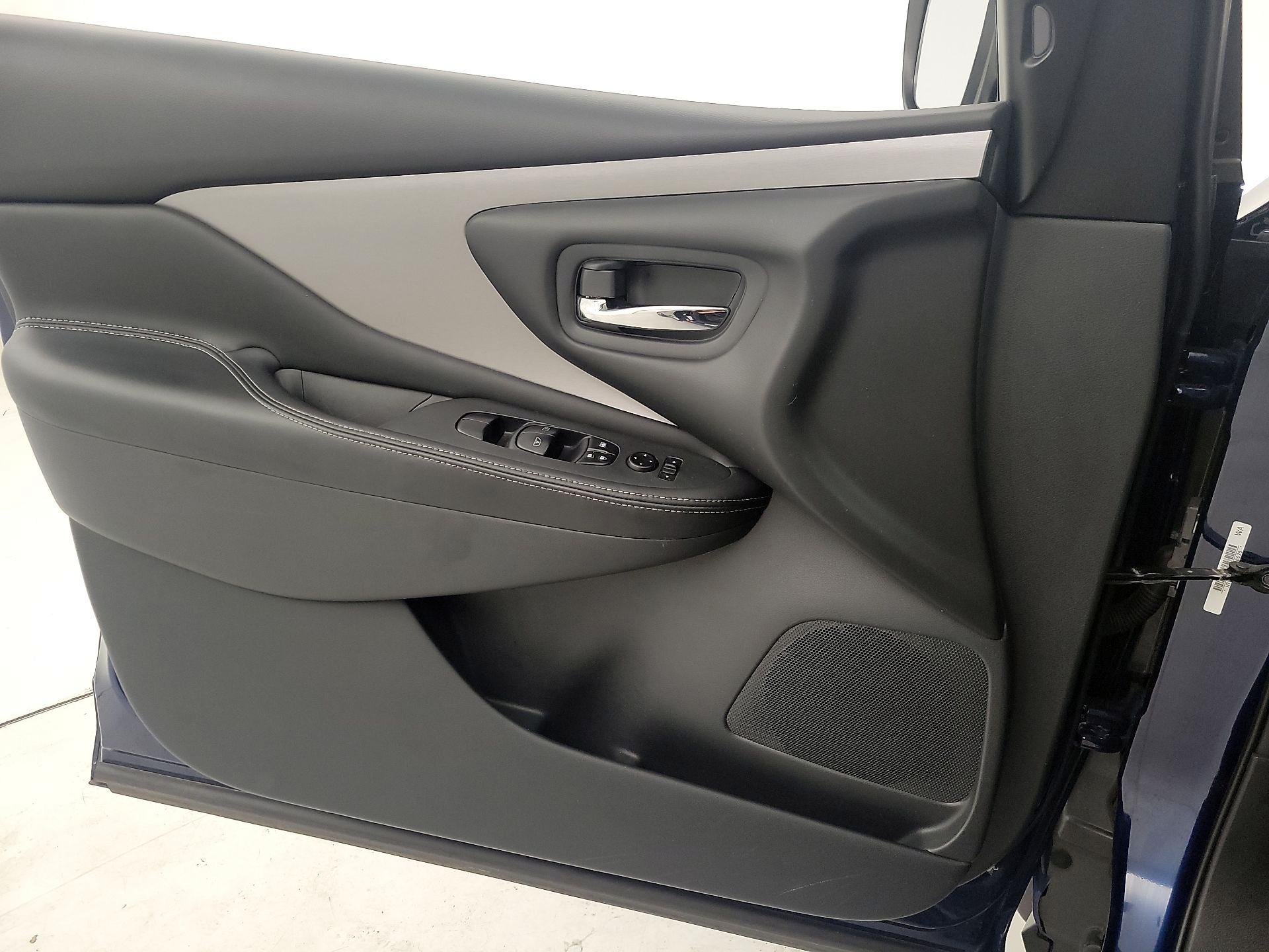 Thumbnail: 2019 Nissan Murano - 12