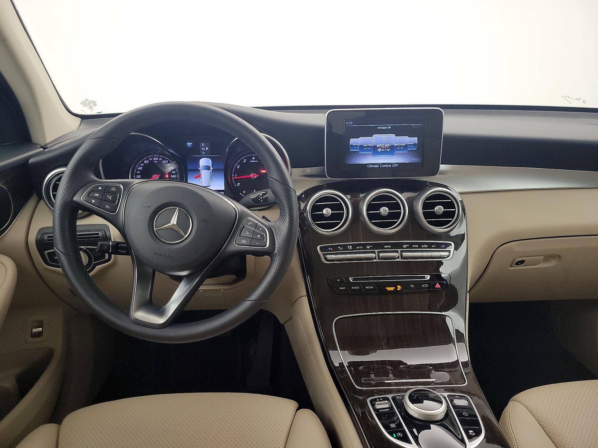 Thumbnail: 2019 Mercedes-Benz GLC - 9