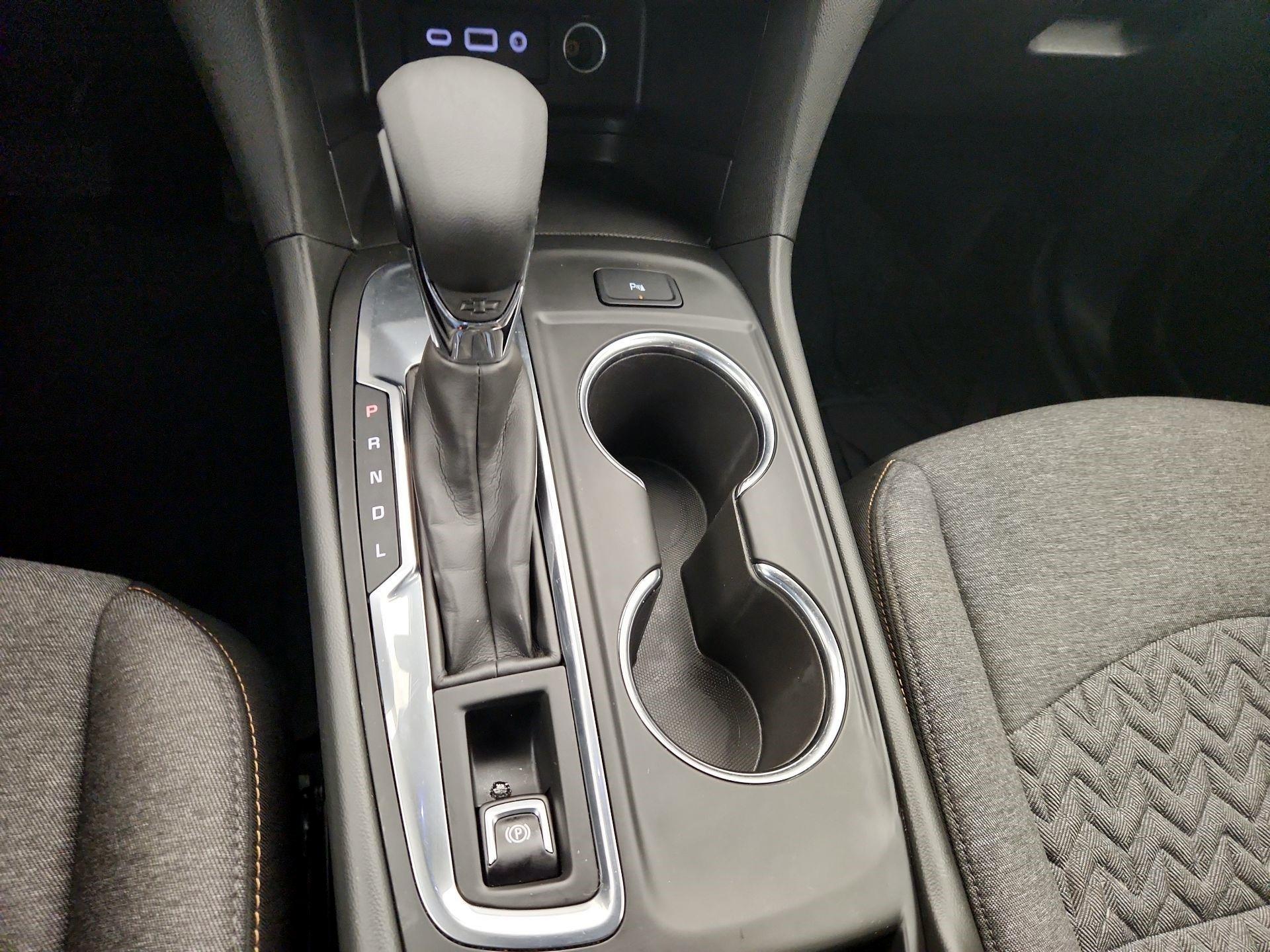 Thumbnail: 2022 Chevrolet Equinox - 17