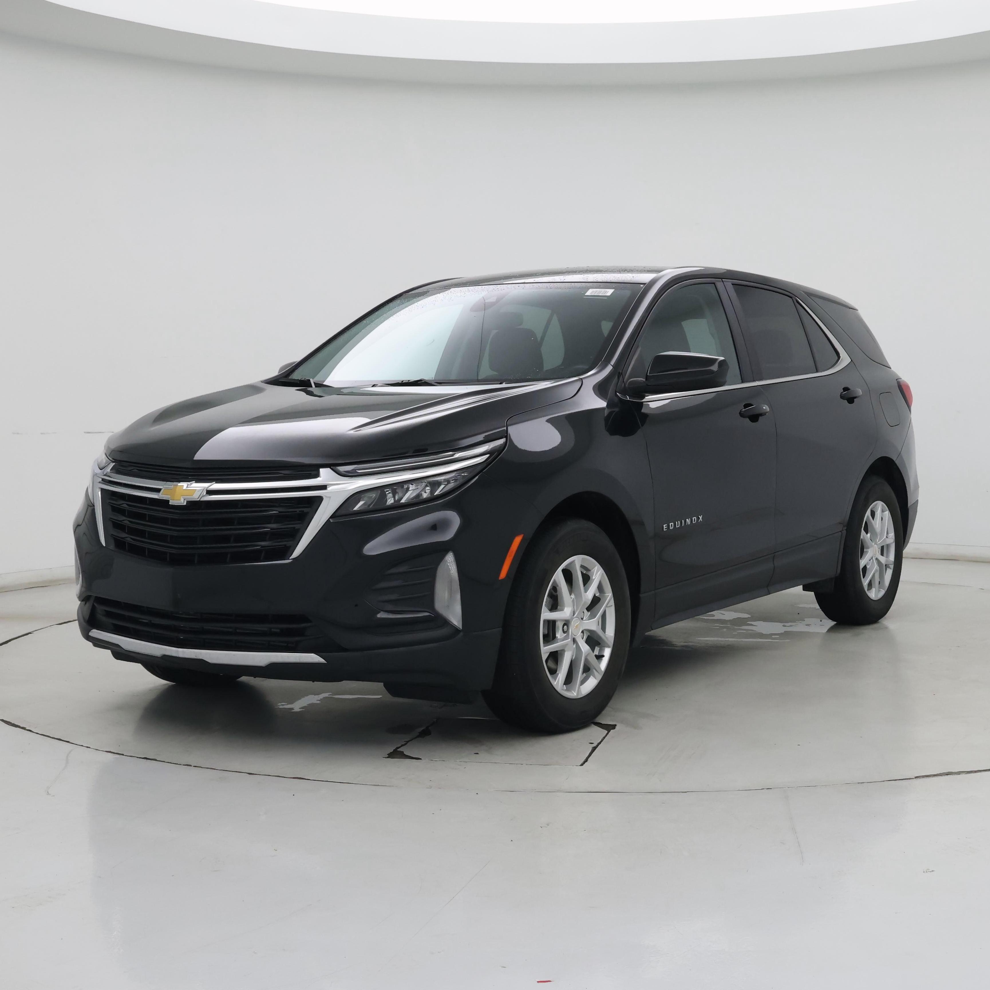 Thumbnail: 2022 Chevrolet Equinox - 4