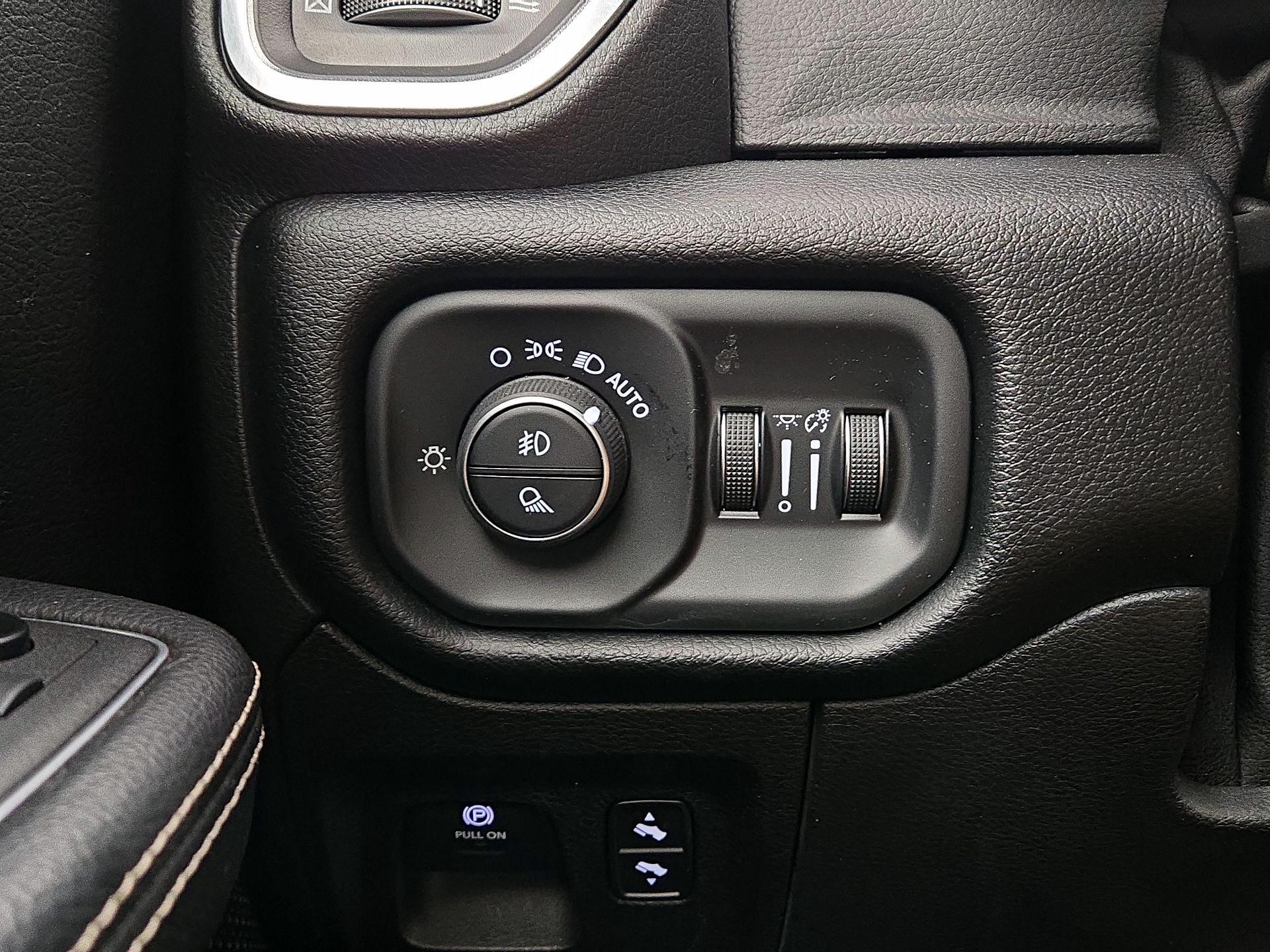 Thumbnail: 2021 RAM 1500 - 13