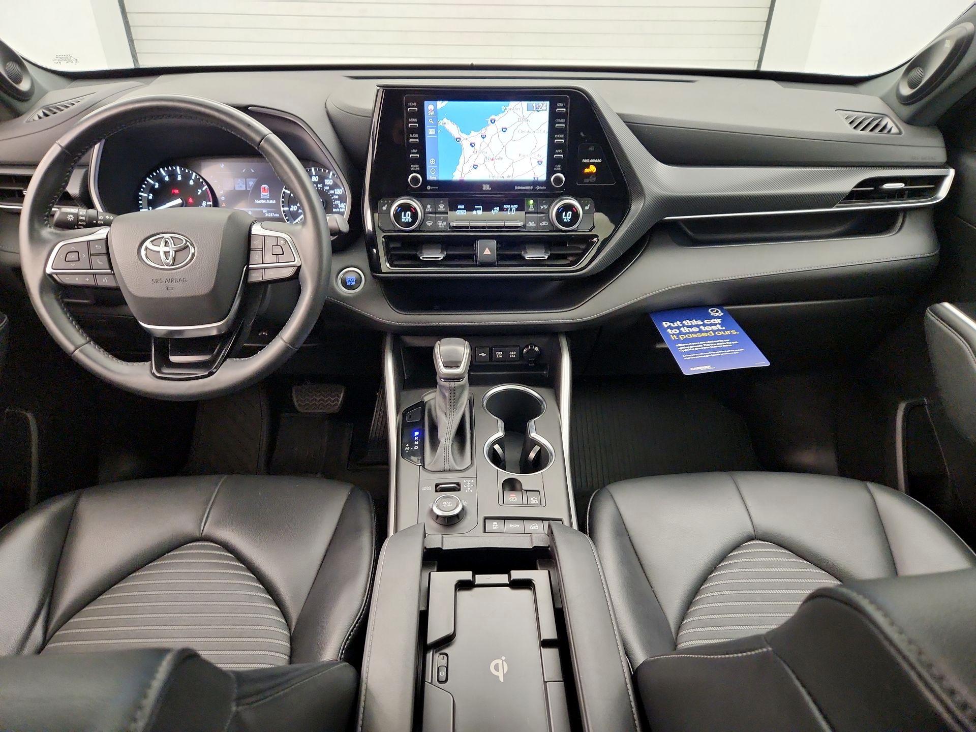 Thumbnail: 2021 Toyota Highlander - 9
