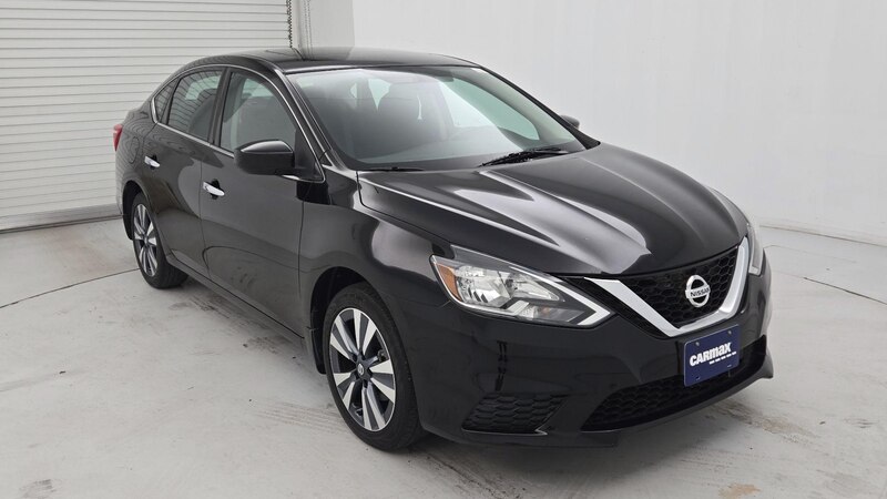 2019 Nissan Sentra SV Hero Image
