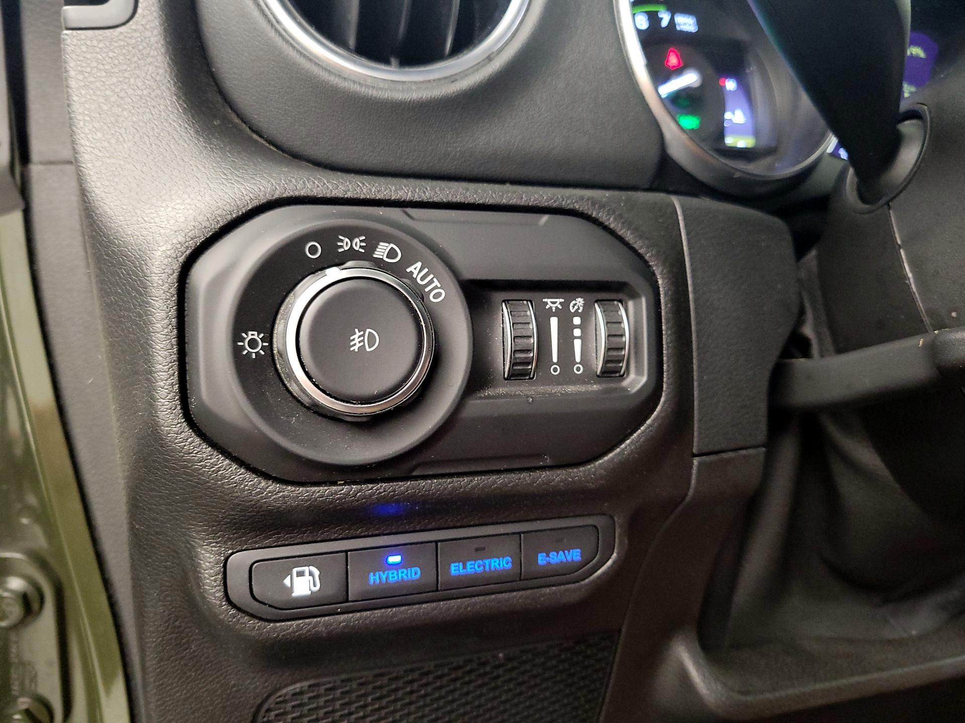 Thumbnail: 2021 Jeep Wrangler - 13