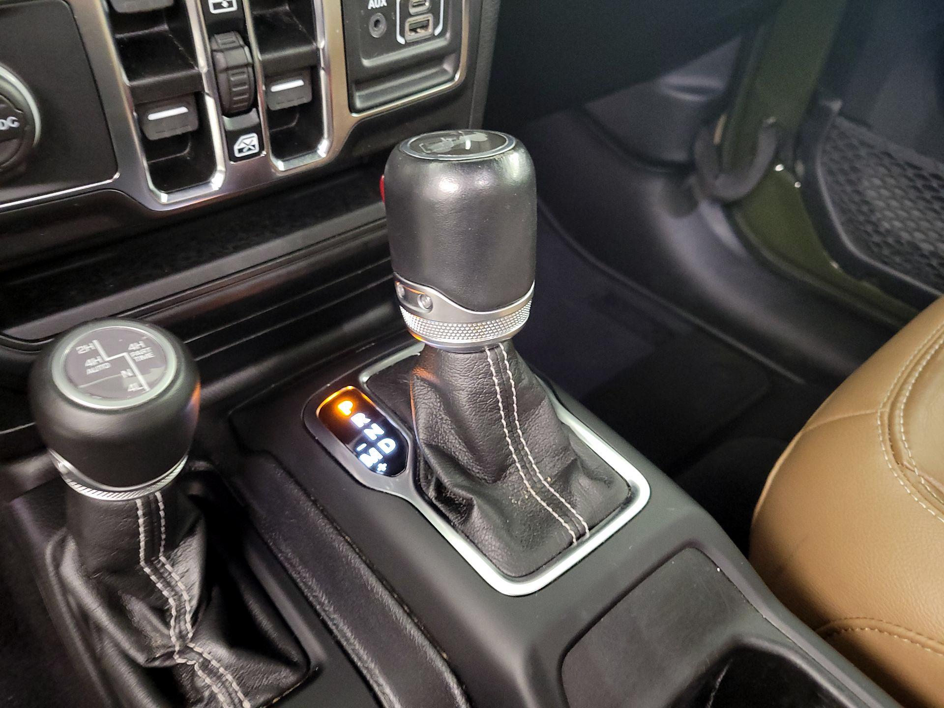 Thumbnail: 2021 Jeep Wrangler - 18