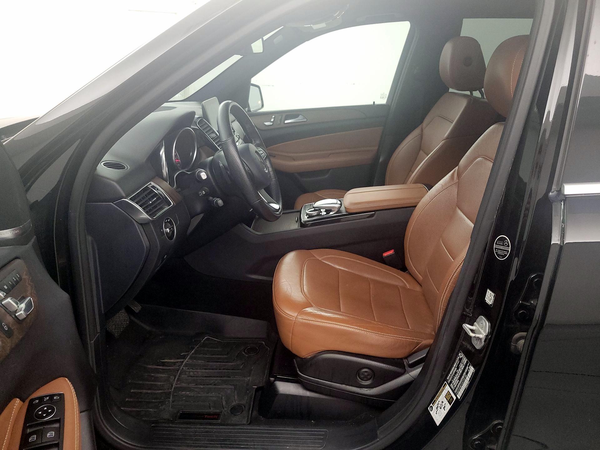Thumbnail: 2016 Mercedes-Benz GLE - 11