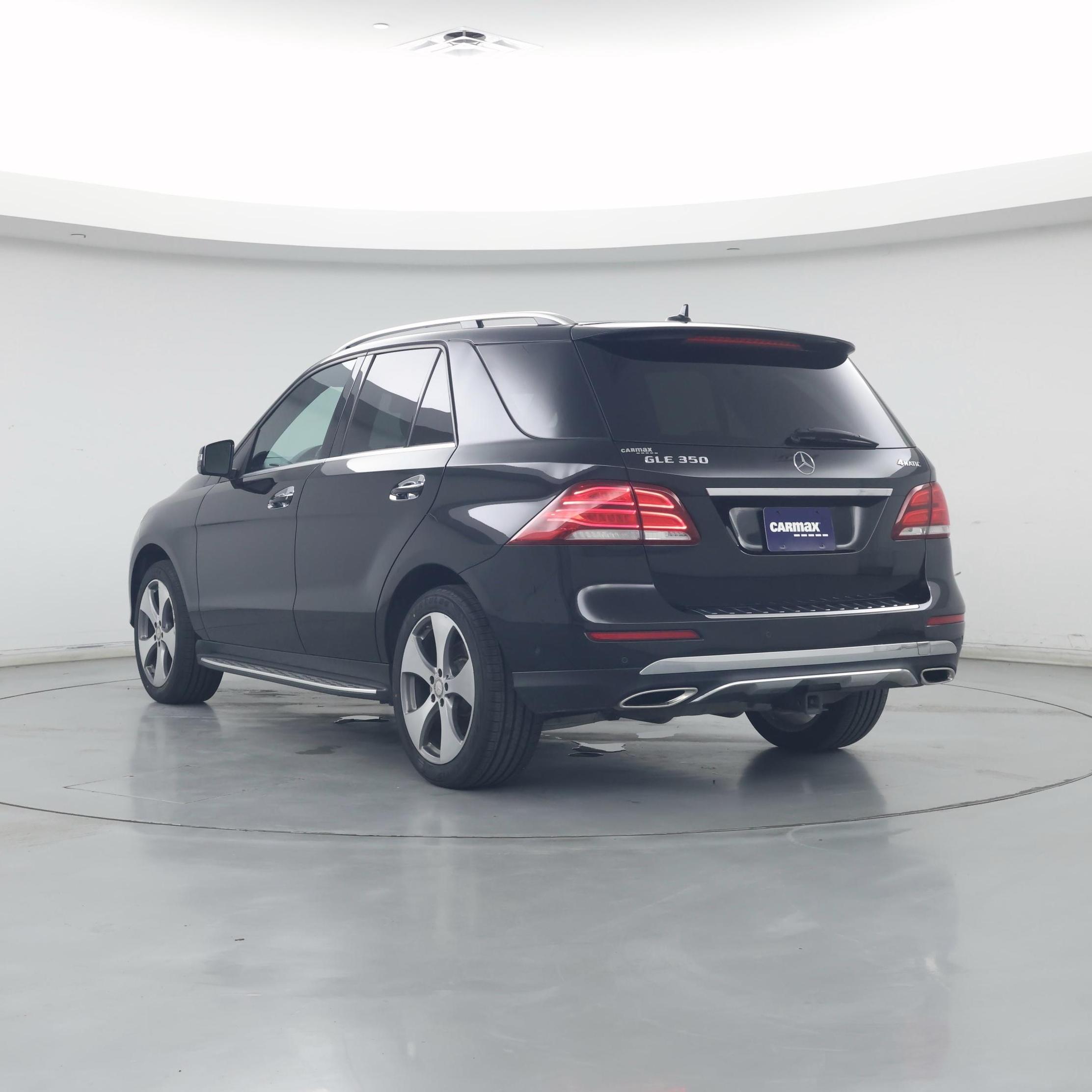 Thumbnail: 2016 Mercedes-Benz GLE - 2