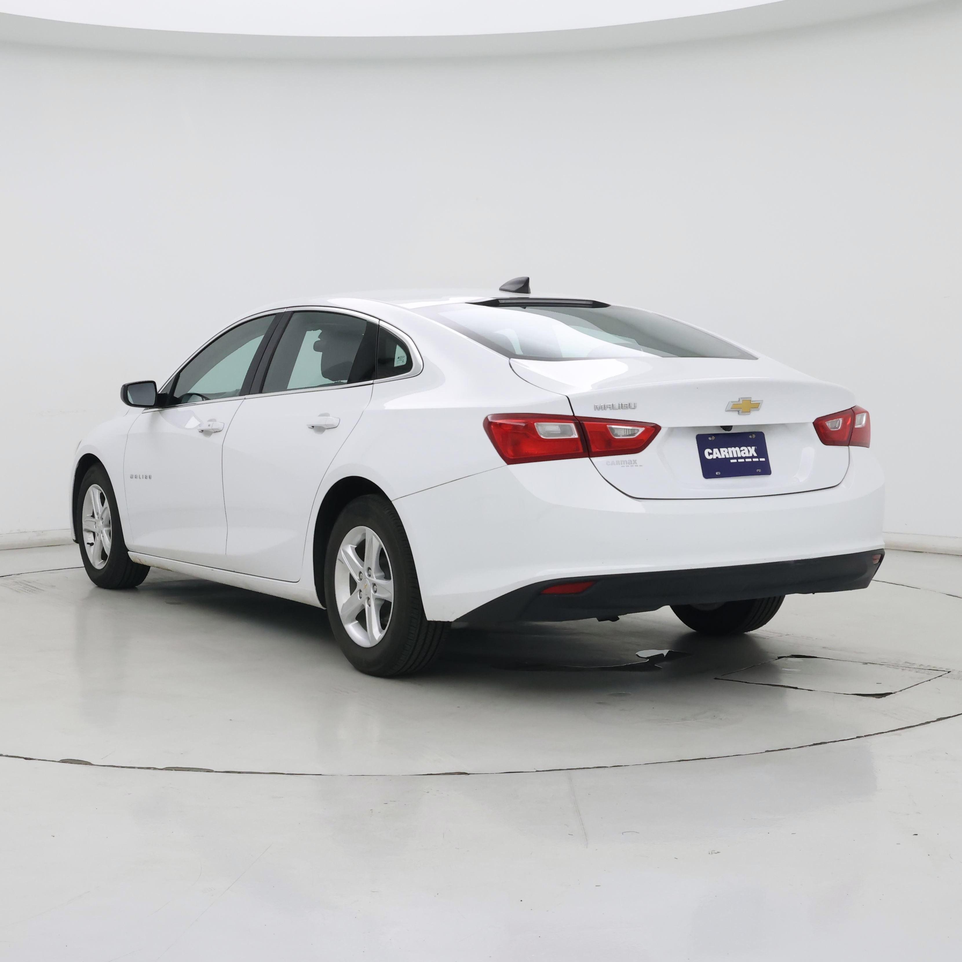 Thumbnail: 2022 Chevrolet Malibu - 2