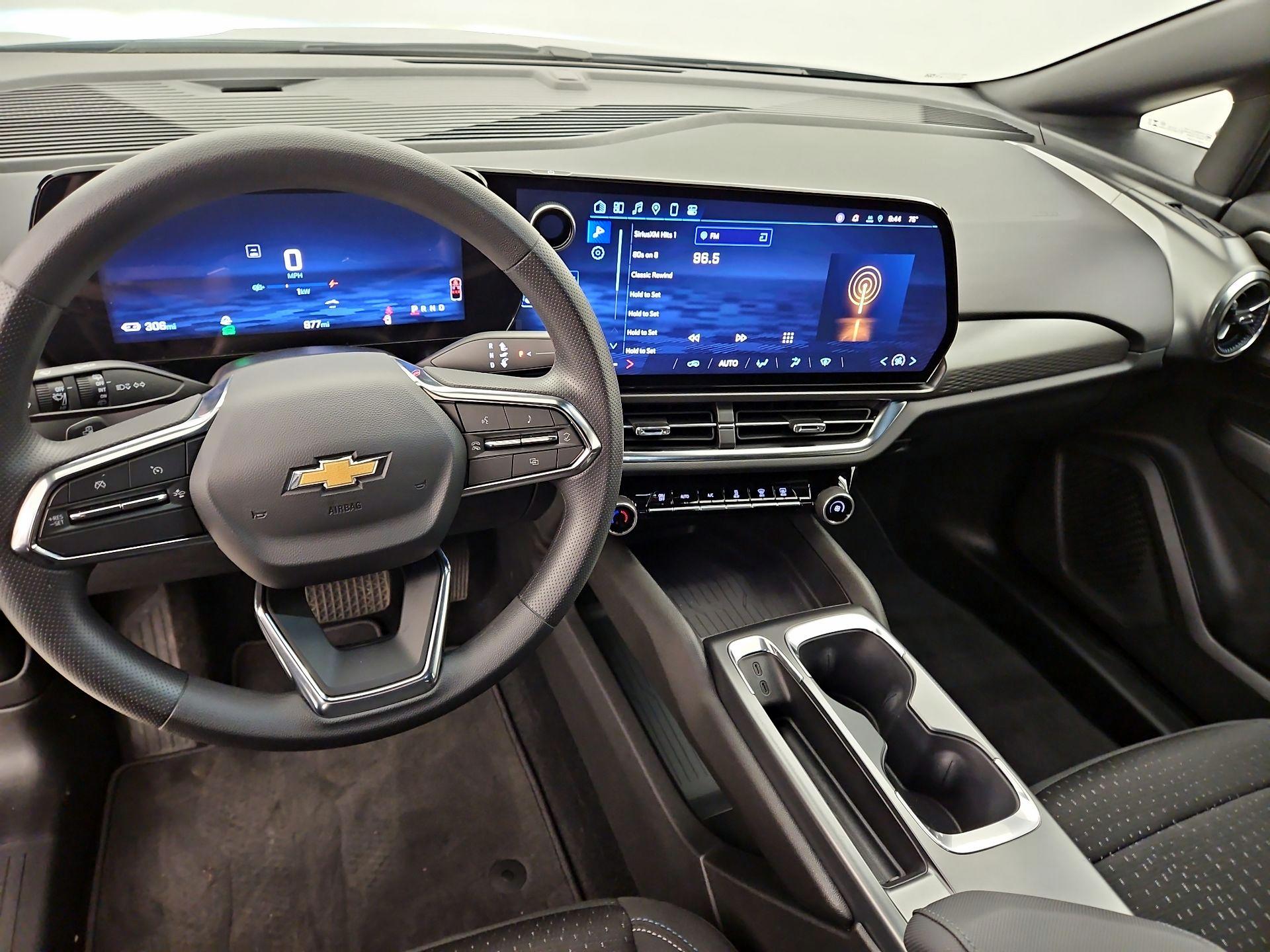 Thumbnail: 2025 Chevrolet Equinox - 9