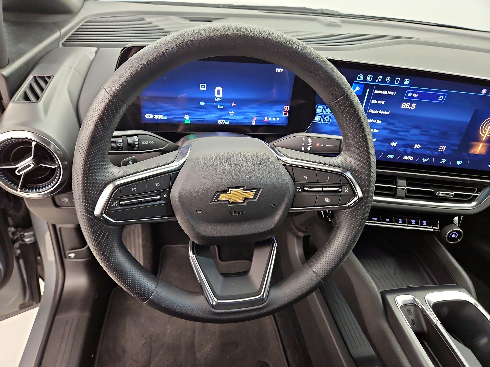 Thumbnail: 2025 Chevrolet Equinox - 10