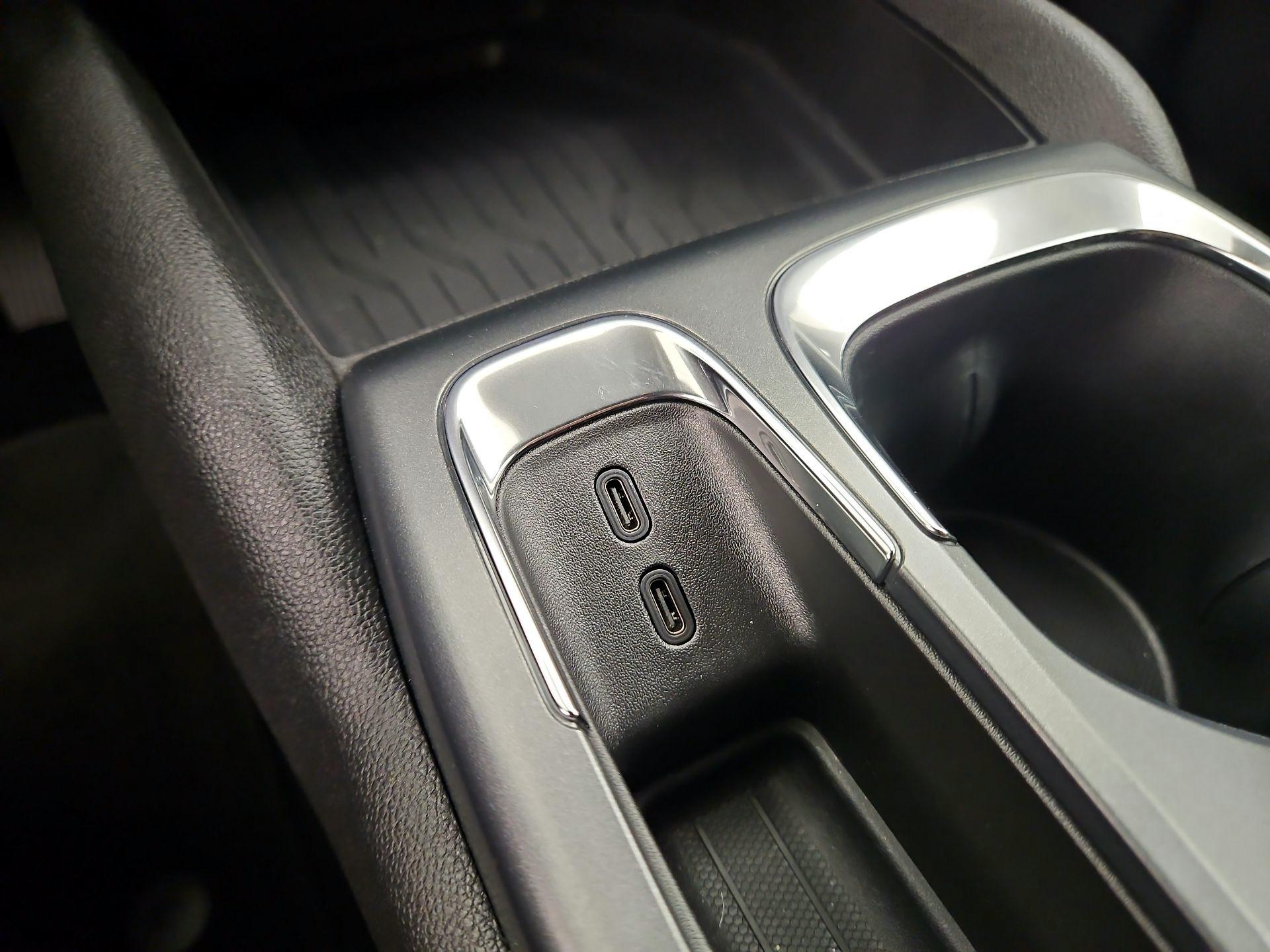 Thumbnail: 2025 Chevrolet Equinox - 19