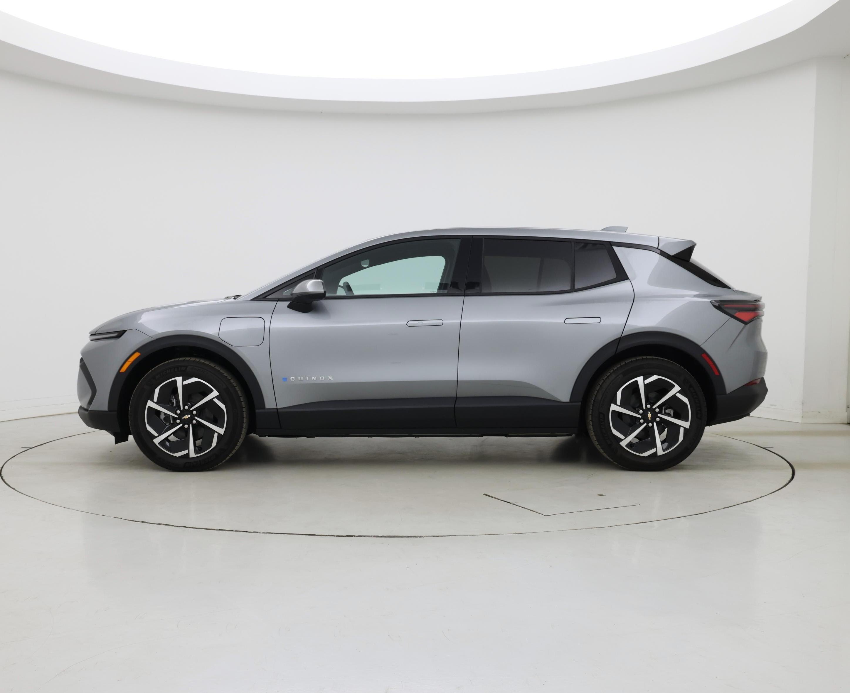 Thumbnail: 2025 Chevrolet Equinox - 3