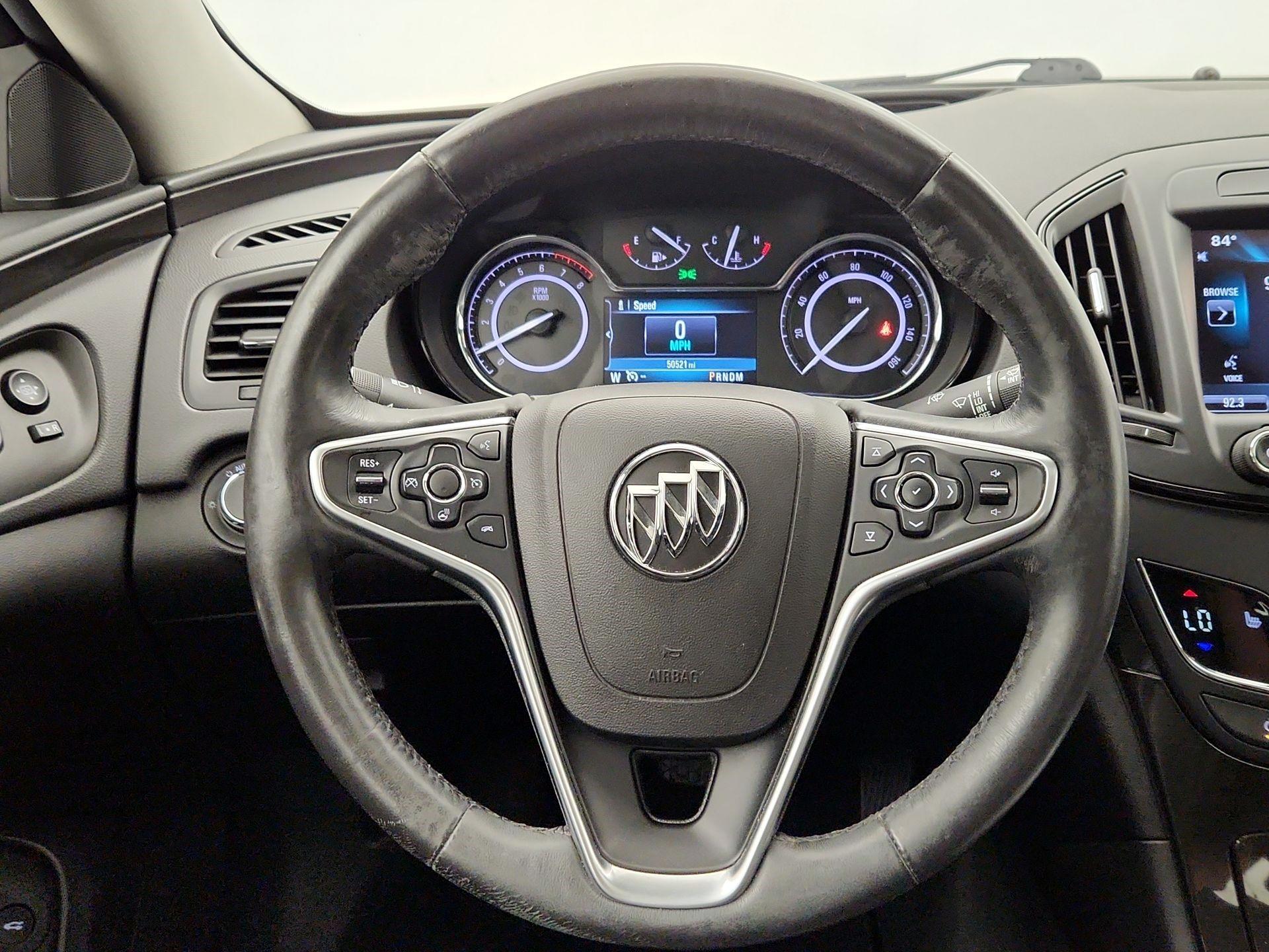 Thumbnail: 2015 Buick Regal - 10