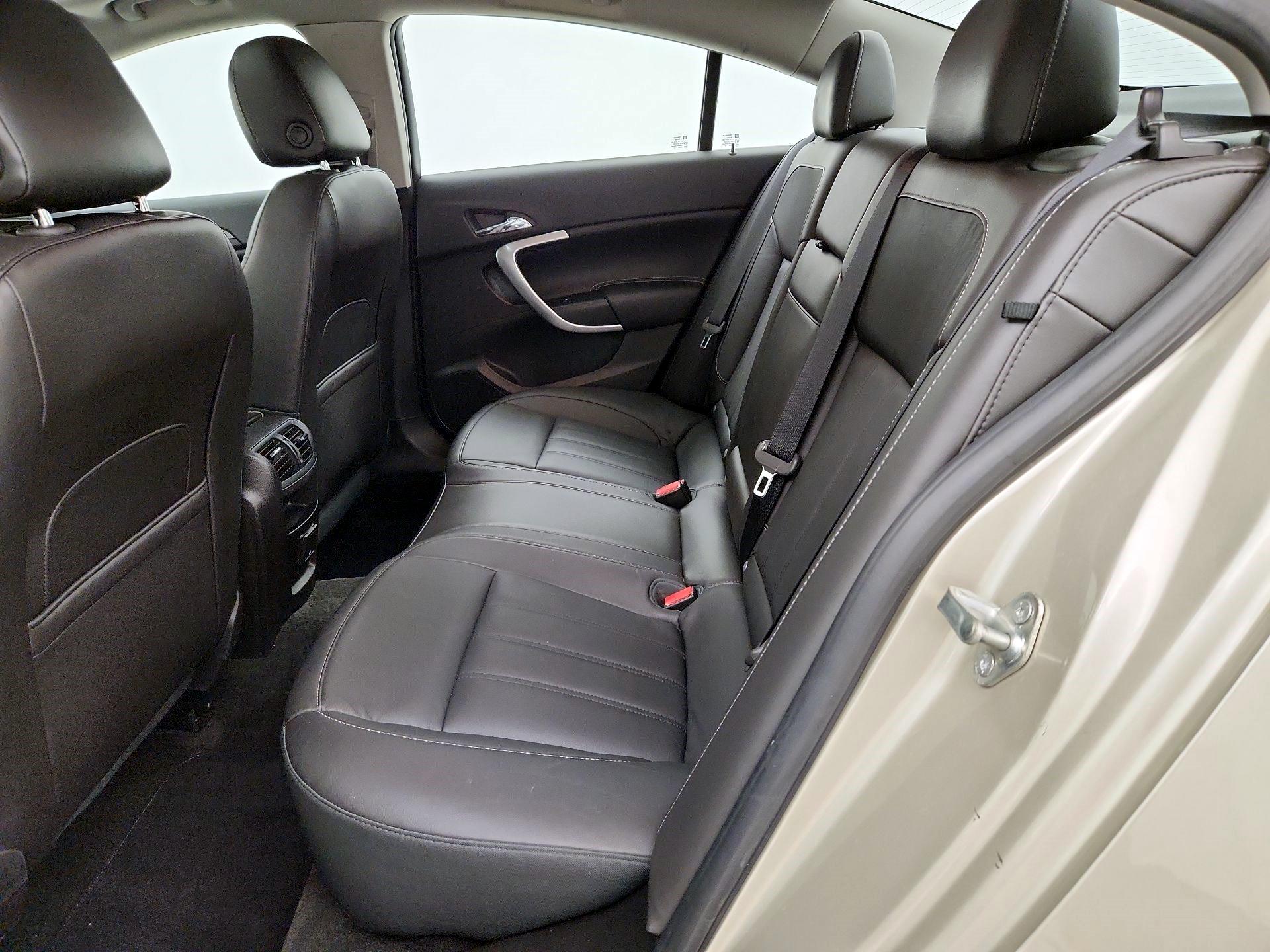 Thumbnail: 2015 Buick Regal - 20