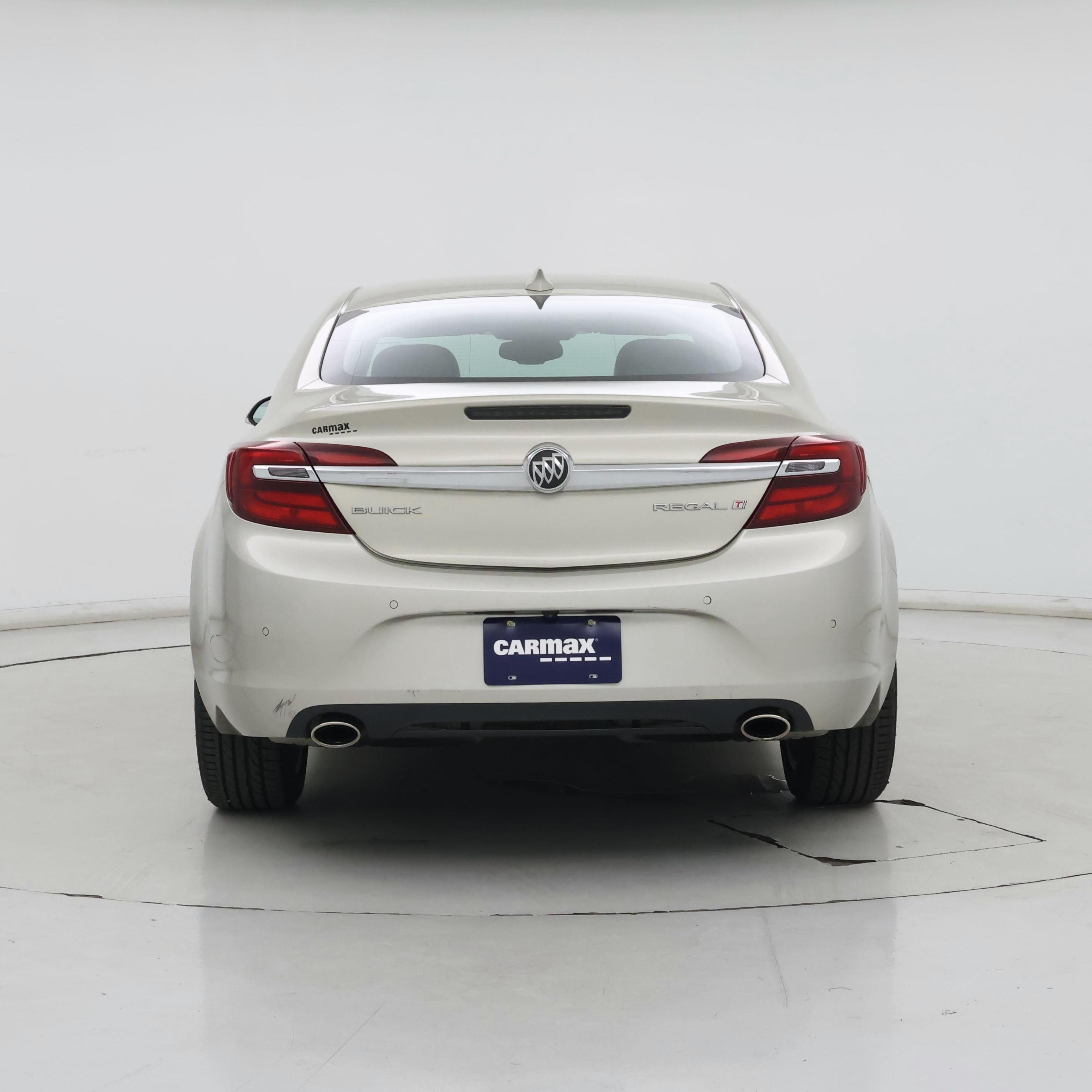 Thumbnail: 2015 Buick Regal - 6