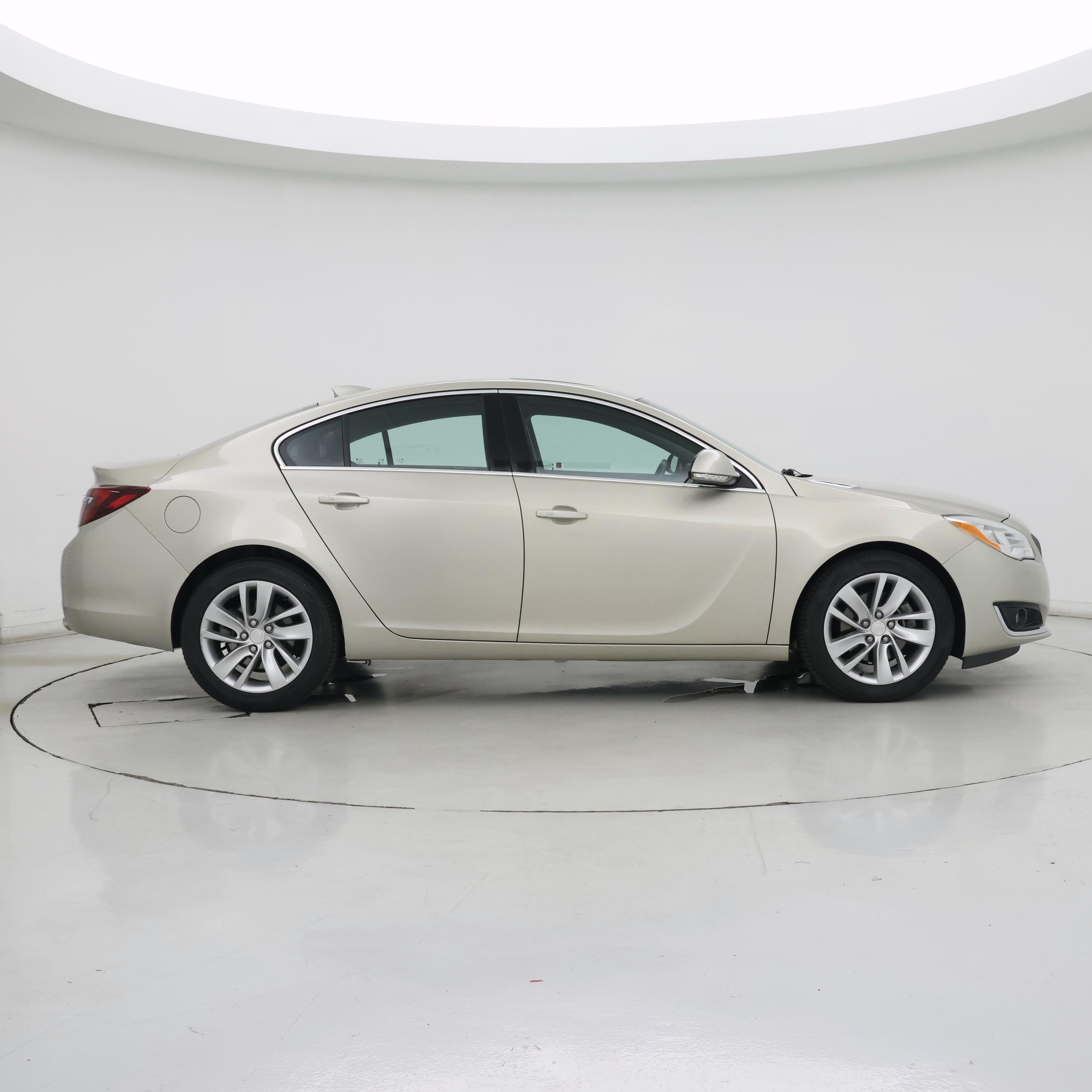 Thumbnail: 2015 Buick Regal - 7