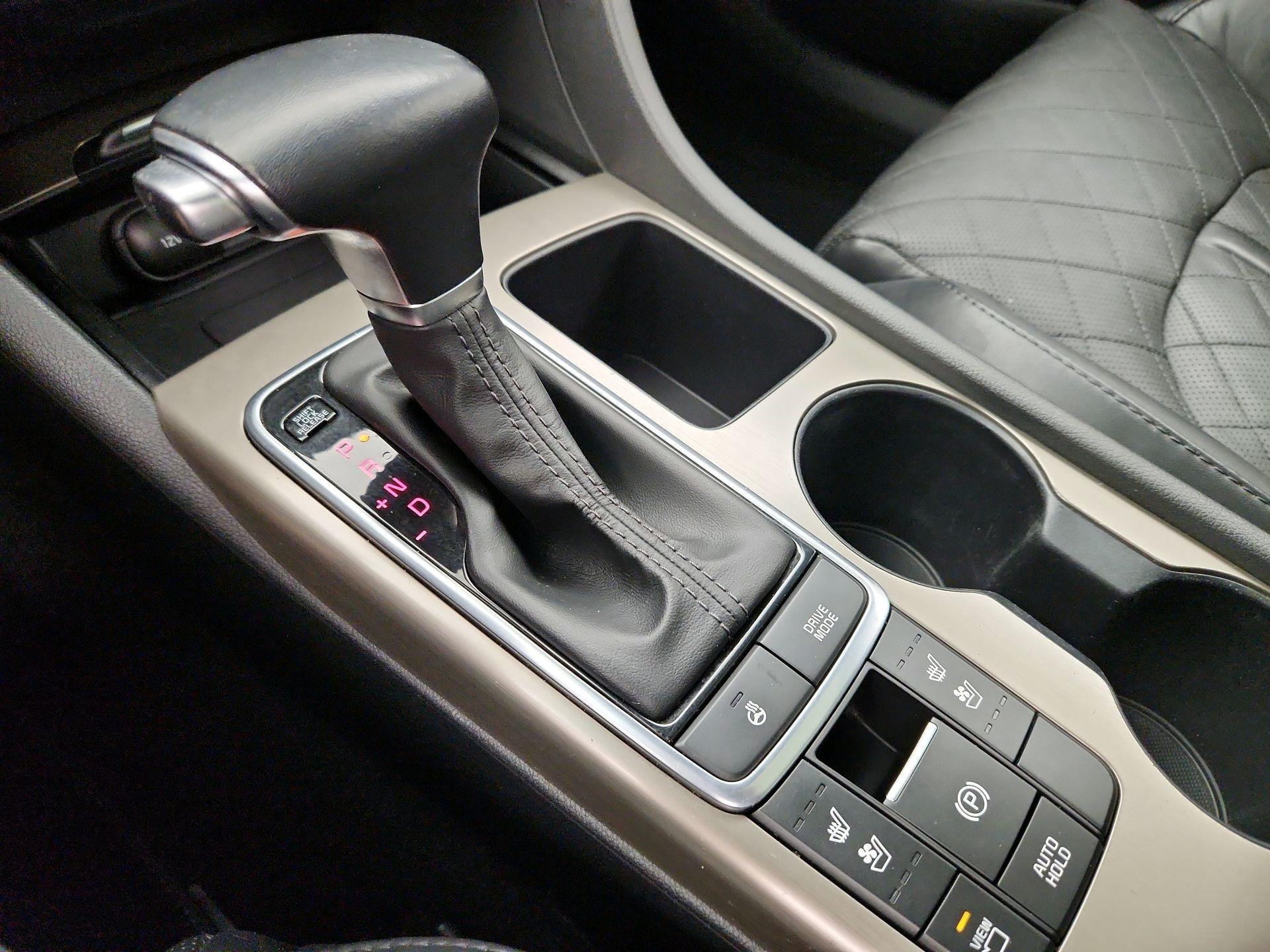 Thumbnail: 2016 Kia Optima - 18