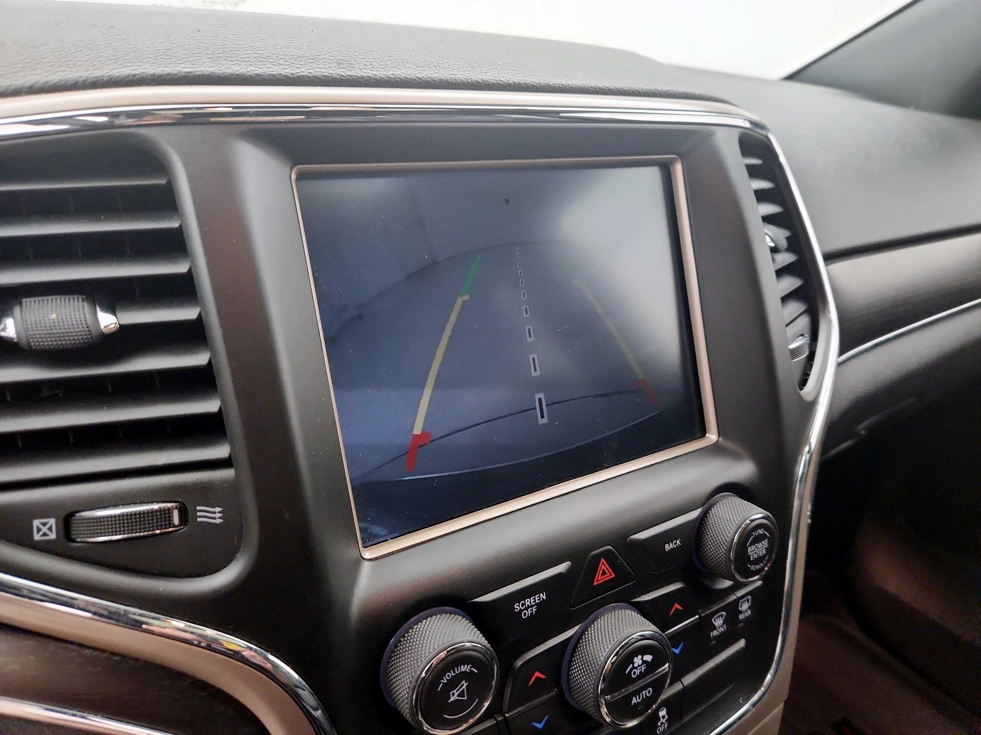 Thumbnail: 2014 Jeep Grand Cherokee - 15