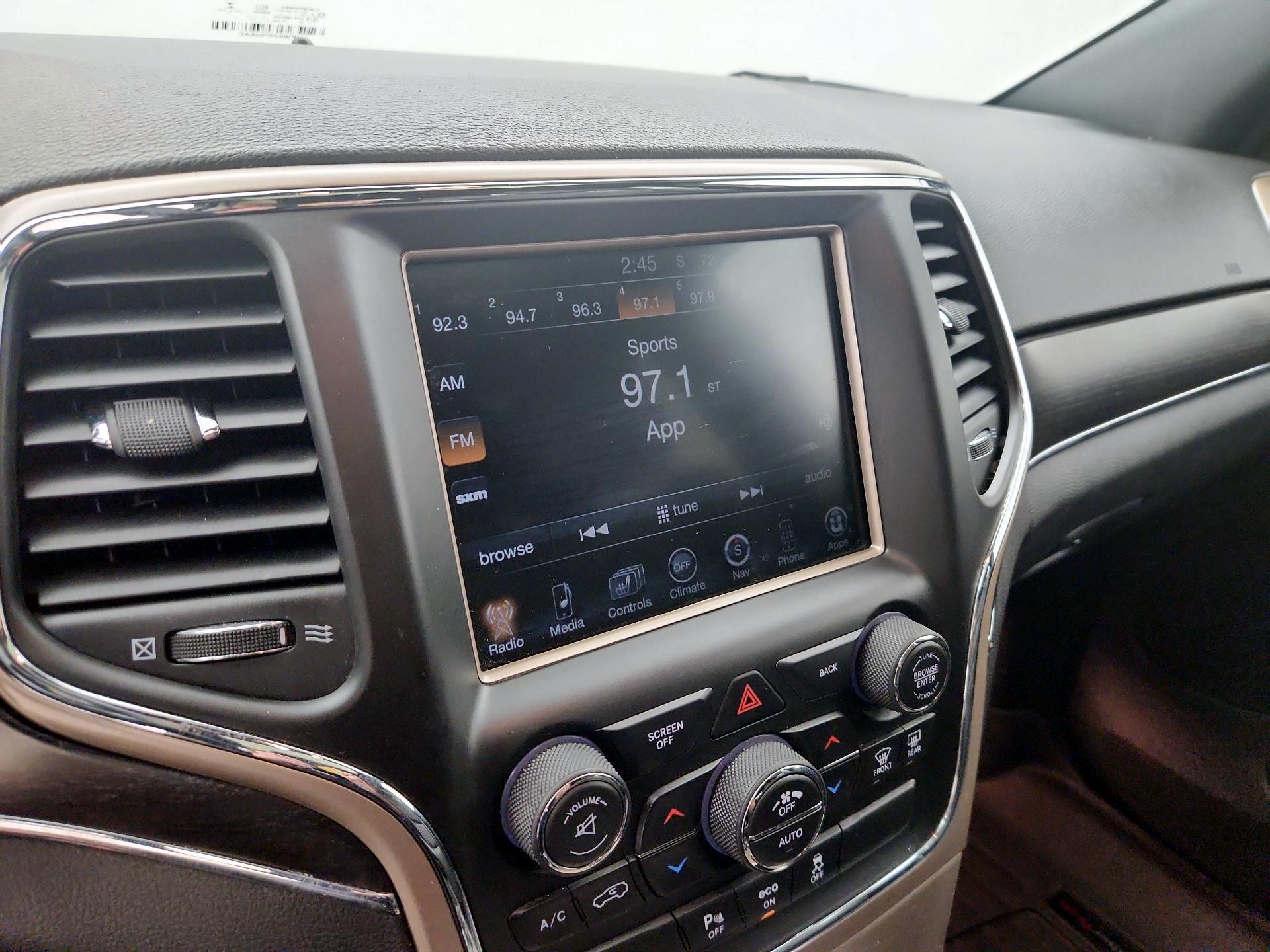 Thumbnail: 2014 Jeep Grand Cherokee - 16