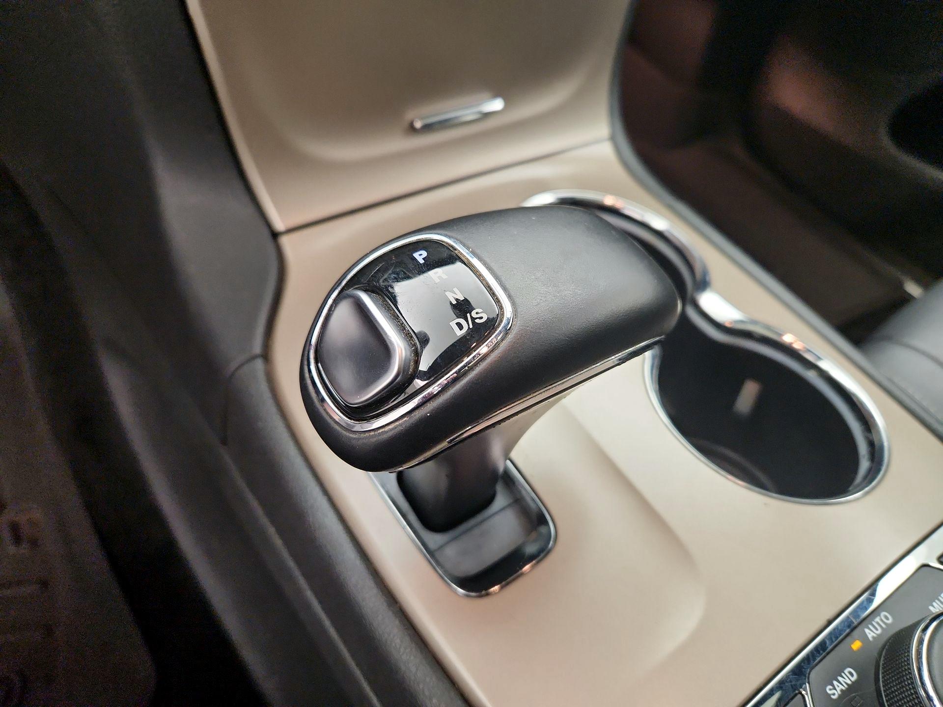 Thumbnail: 2014 Jeep Grand Cherokee - 18