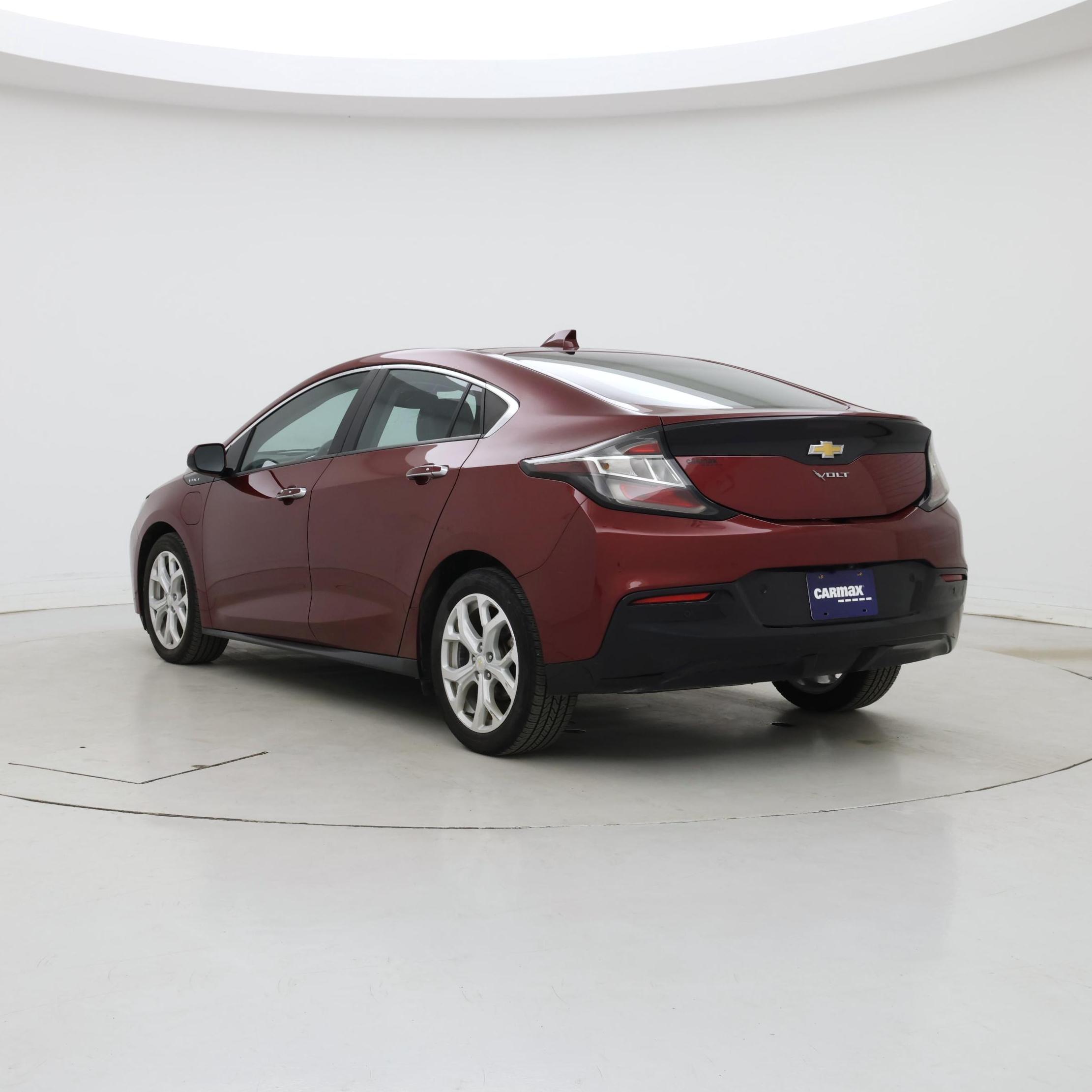 Thumbnail: 2017 Chevrolet Volt - 2