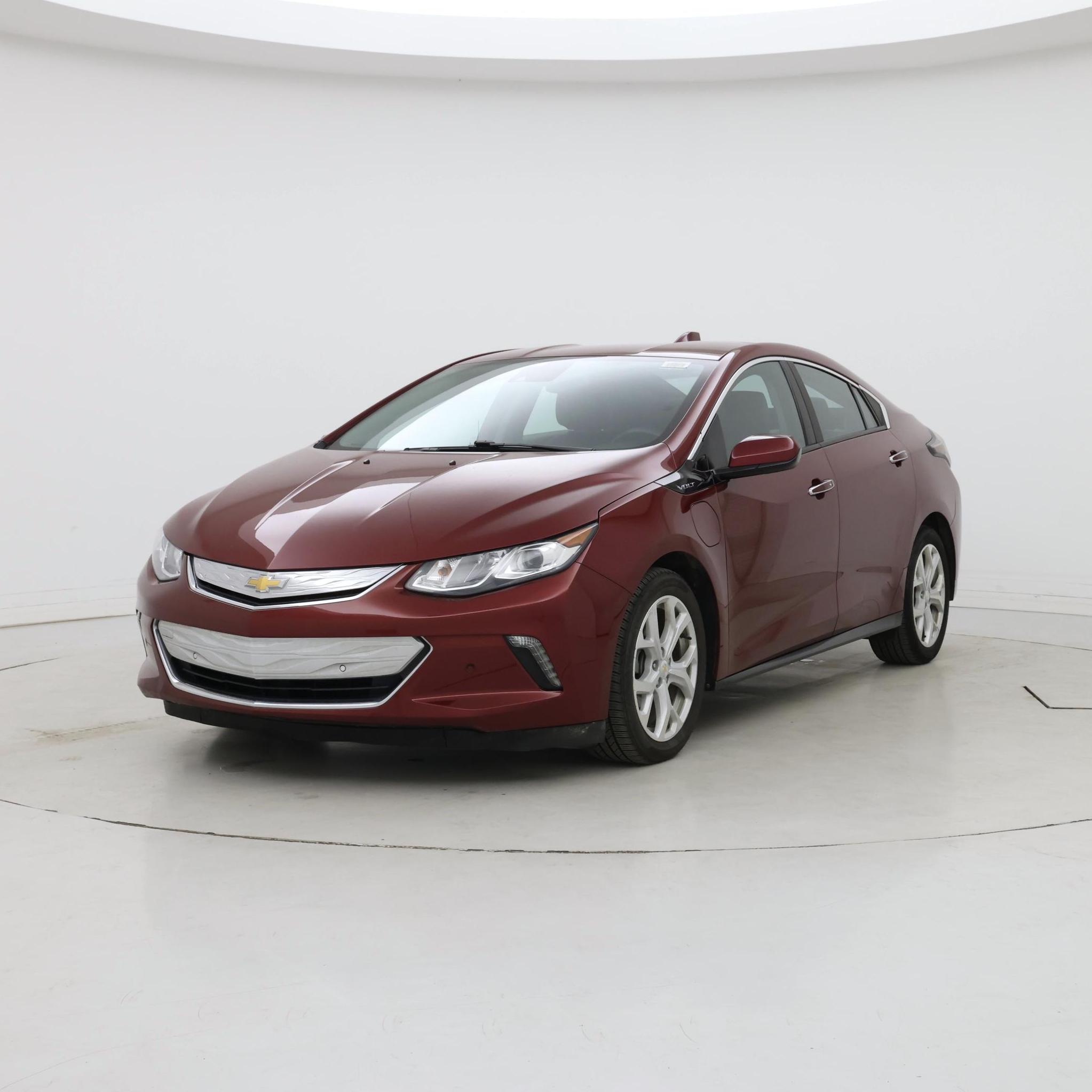 Thumbnail: 2017 Chevrolet Volt - 4