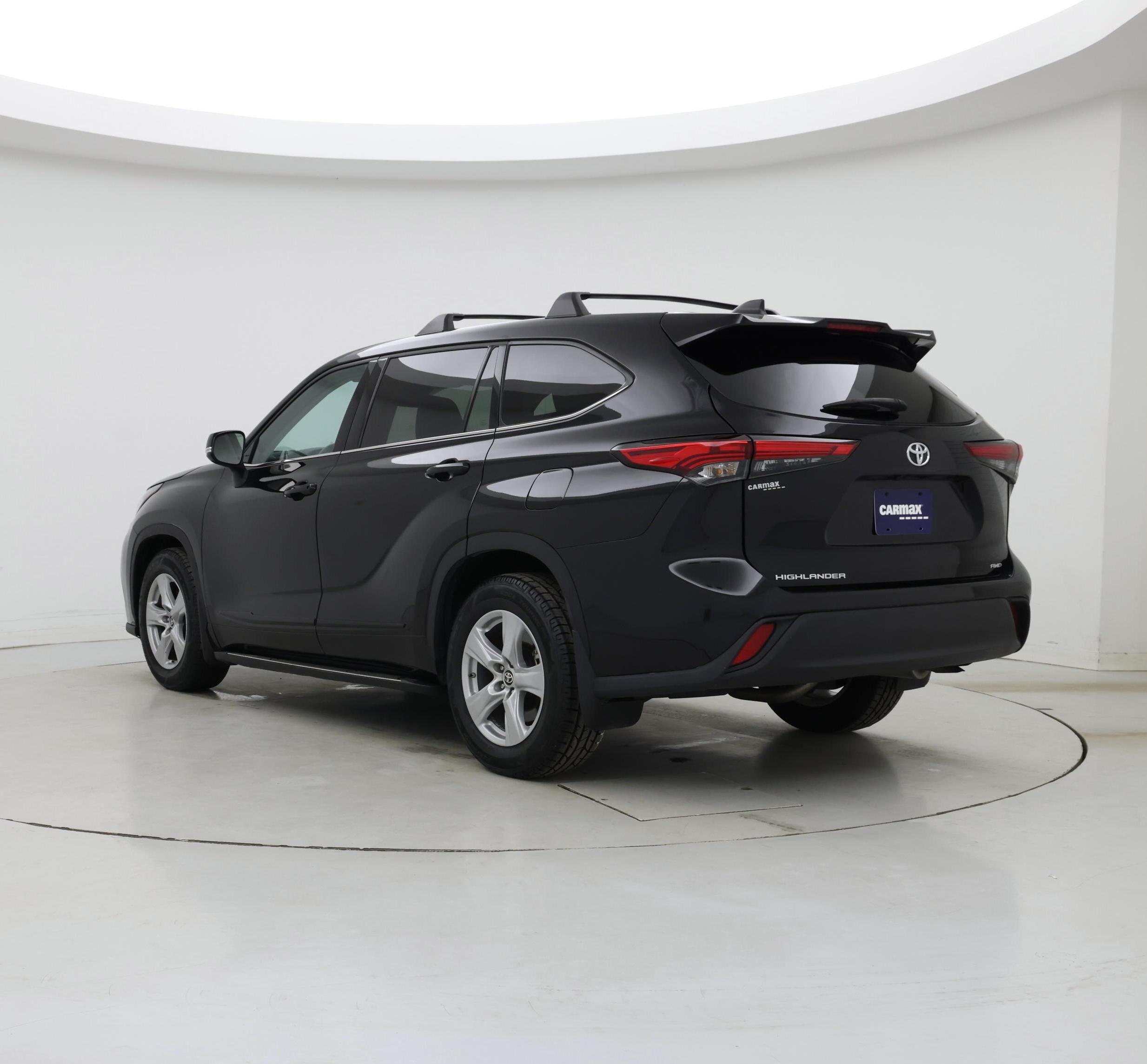 Thumbnail: 2022 Toyota Highlander - 2