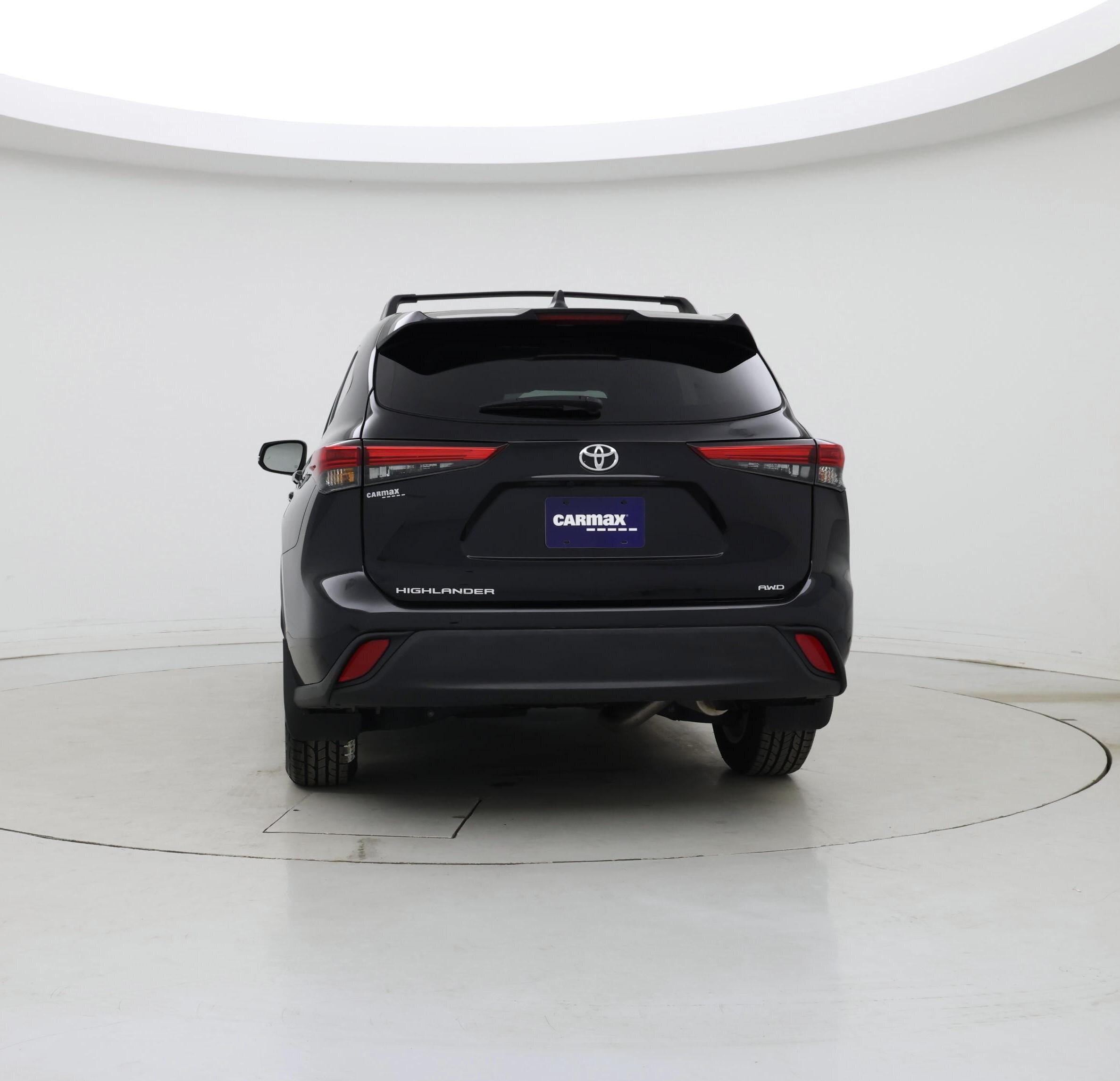 Thumbnail: 2022 Toyota Highlander - 6