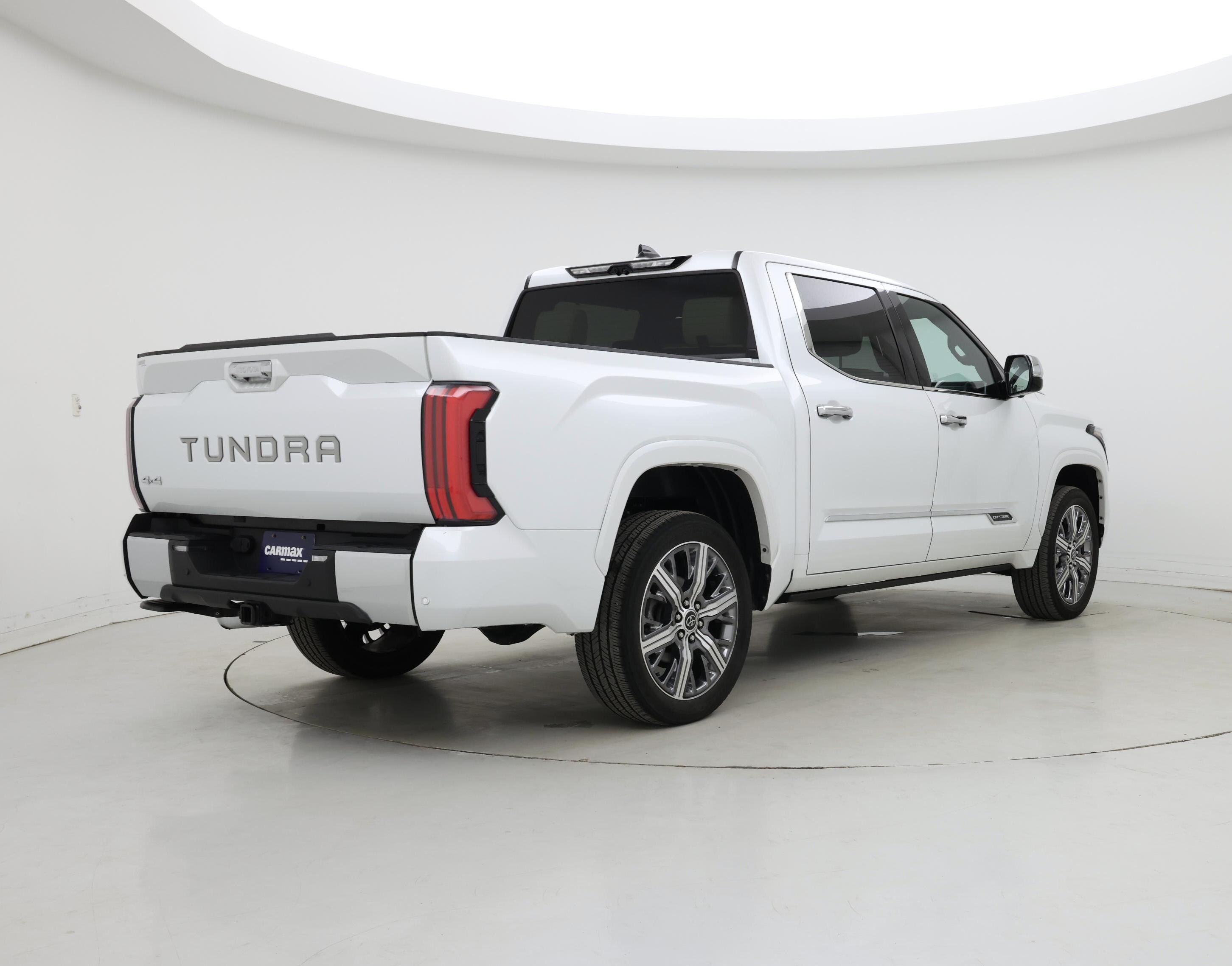 Thumbnail: 2023 Toyota Tundra - 8