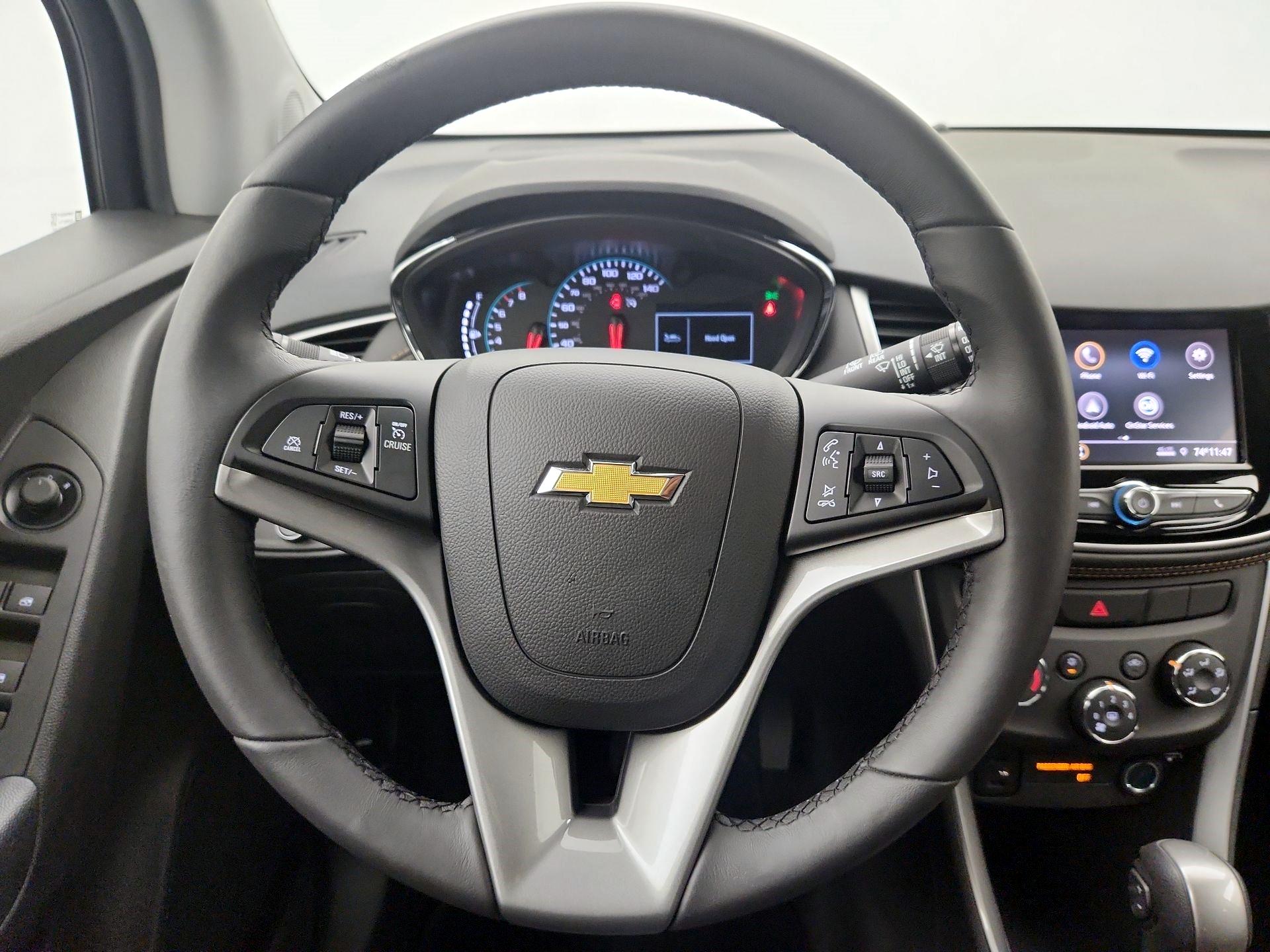 Thumbnail: 2022 Chevrolet Trax - 10