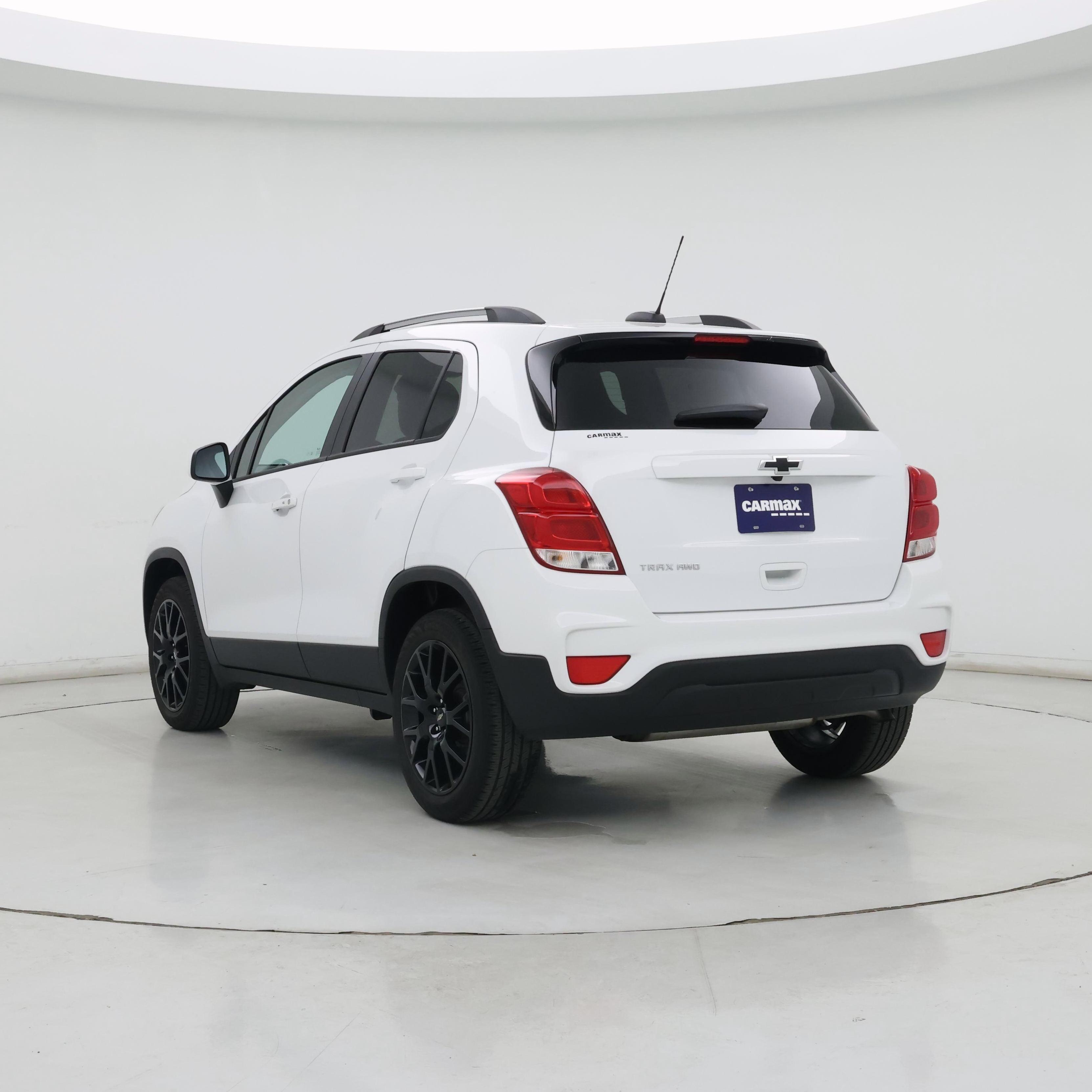 Thumbnail: 2022 Chevrolet Trax - 2