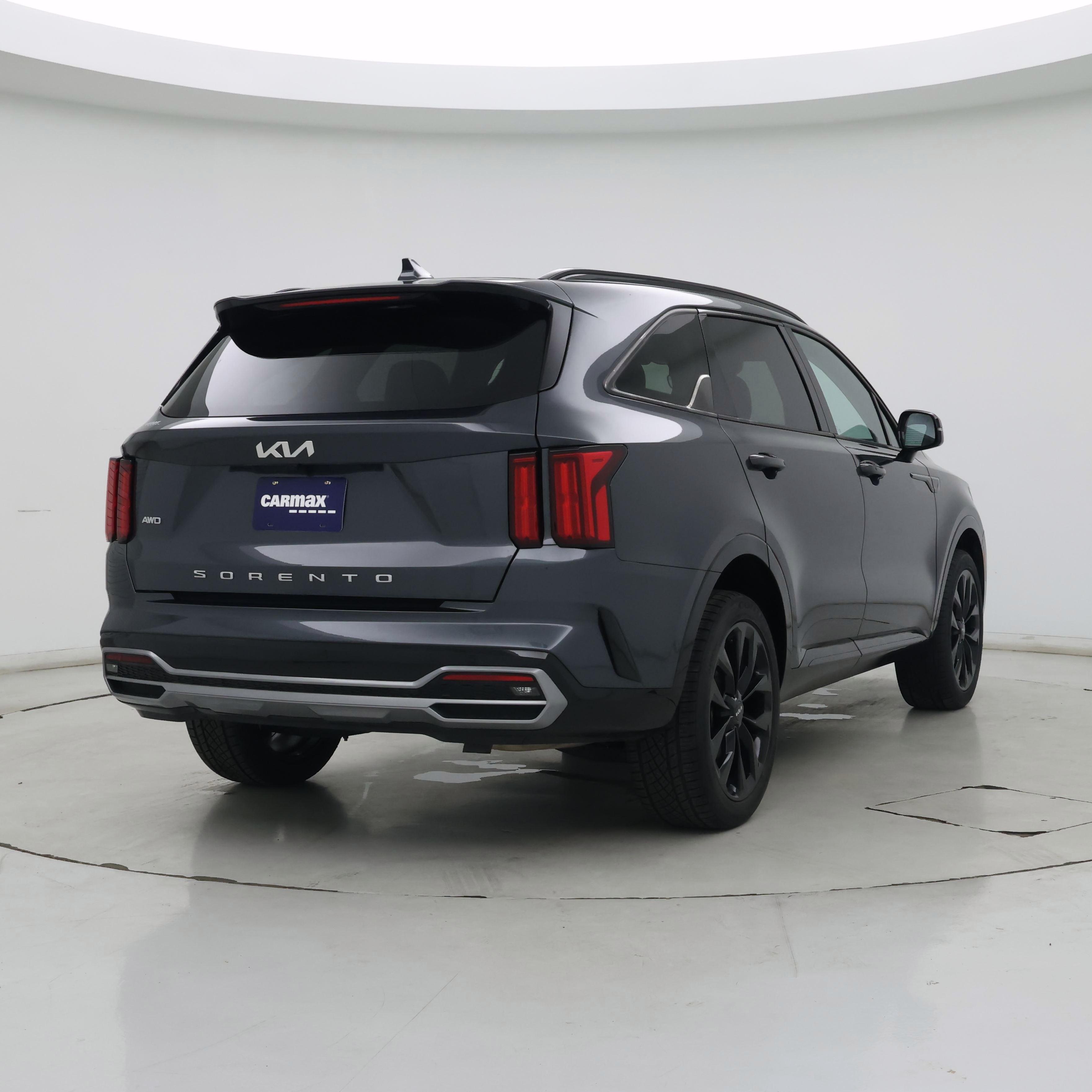 Thumbnail: 2022 Kia Sorento - 8