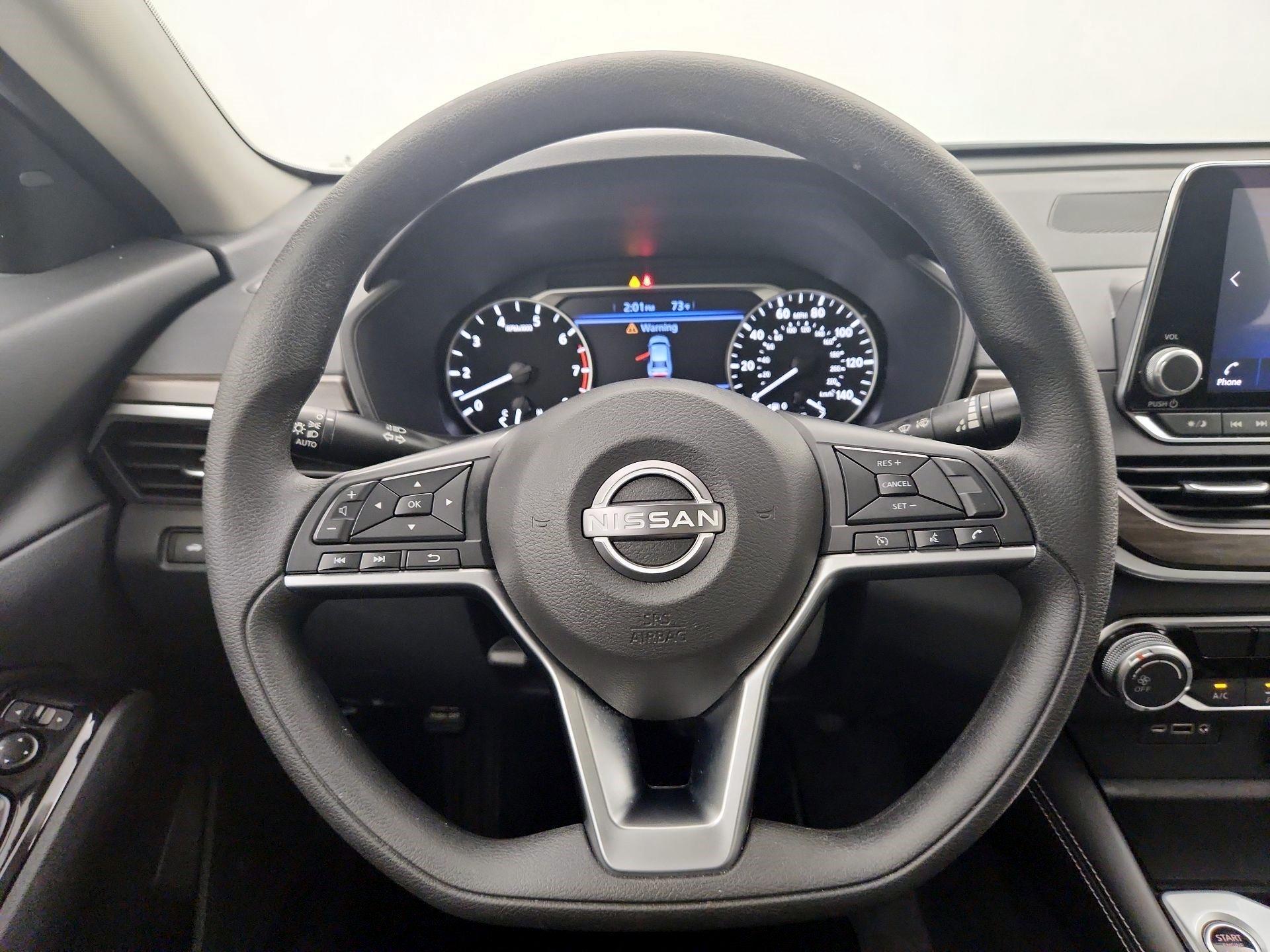 Thumbnail: 2023 Nissan Altima - 10